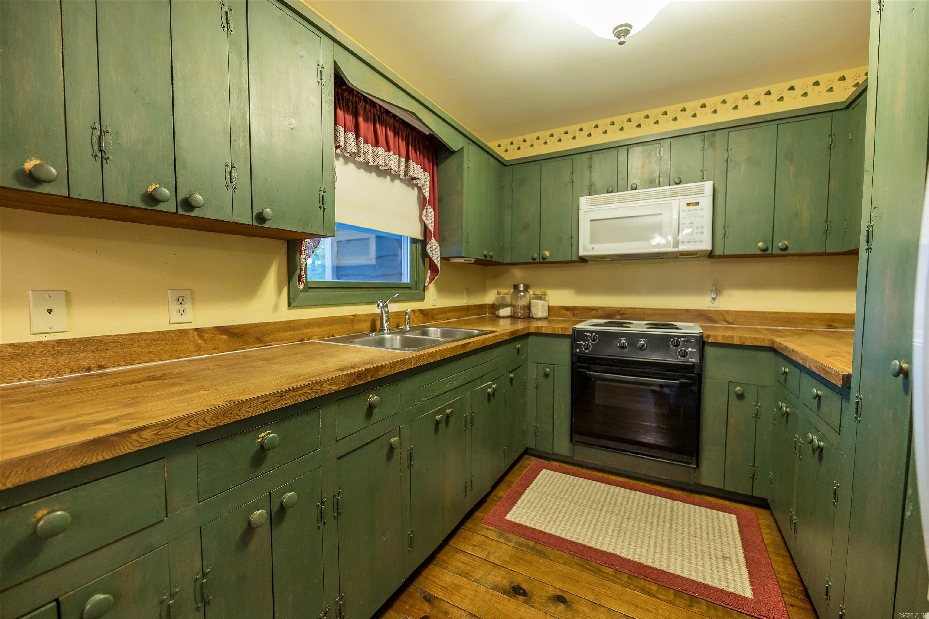 GILLESPIE,E.O. SD (WOL) - Residential