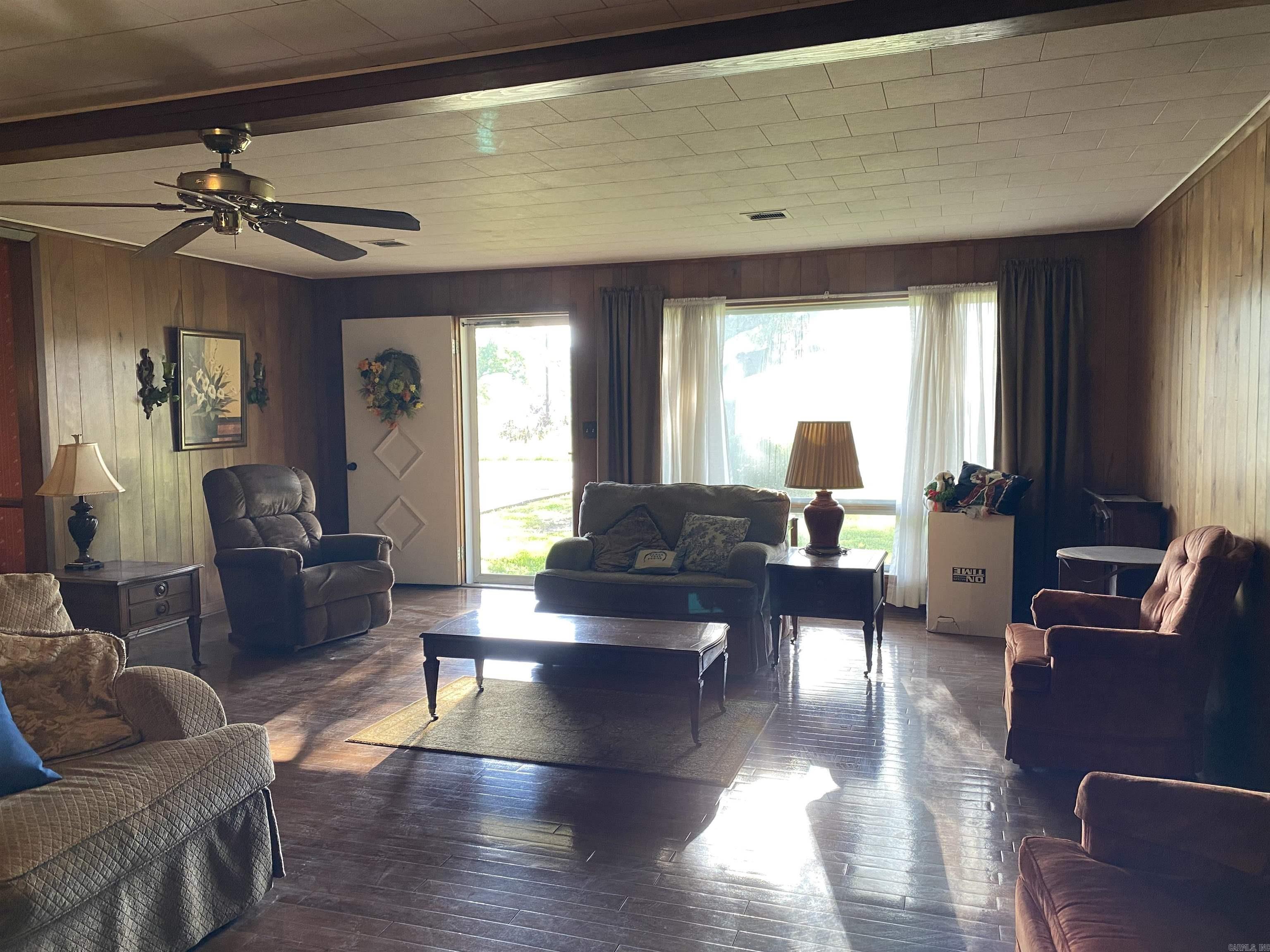 Metes & Bounds - Residential