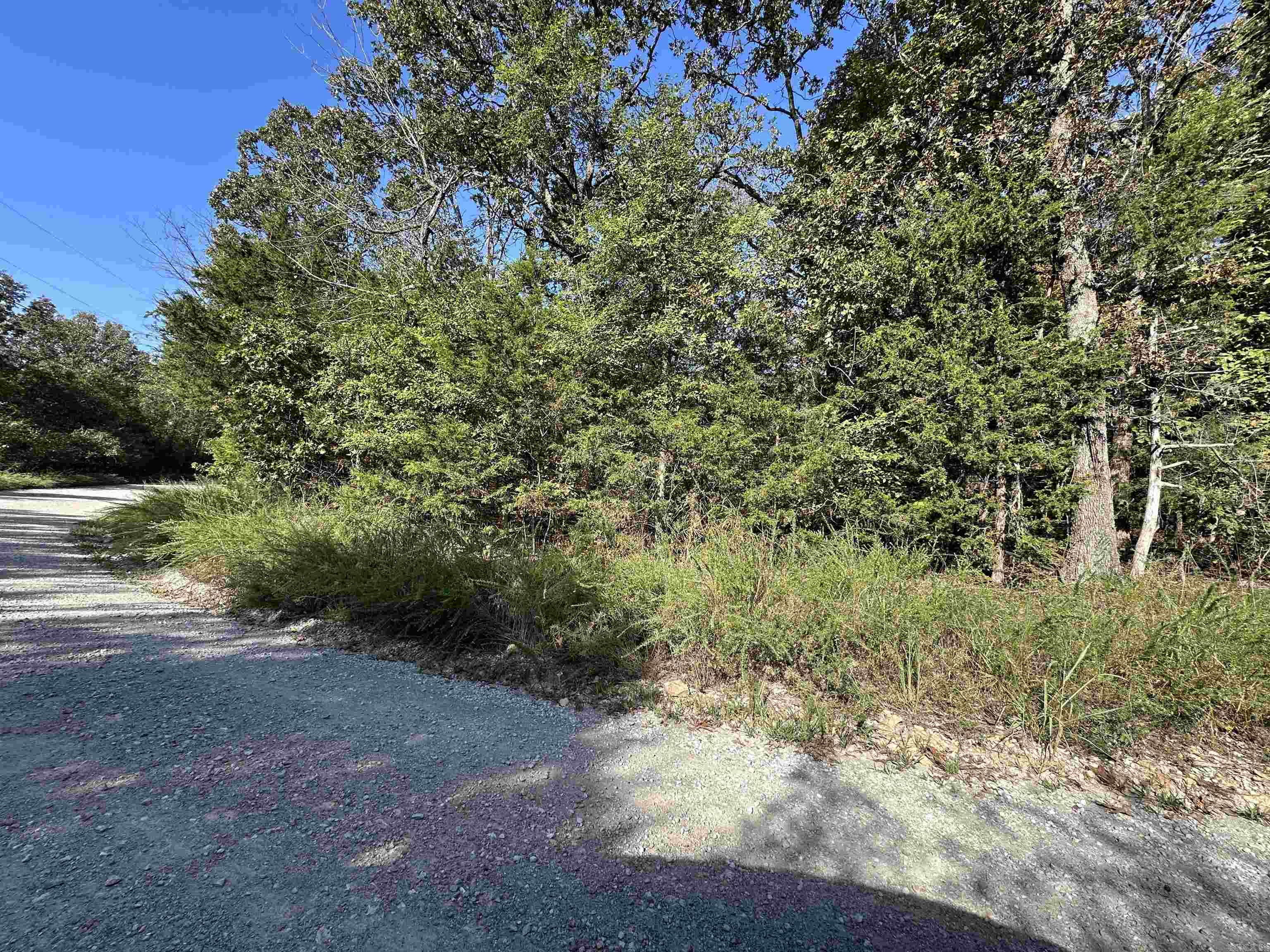 Round Mountain Estates - Land