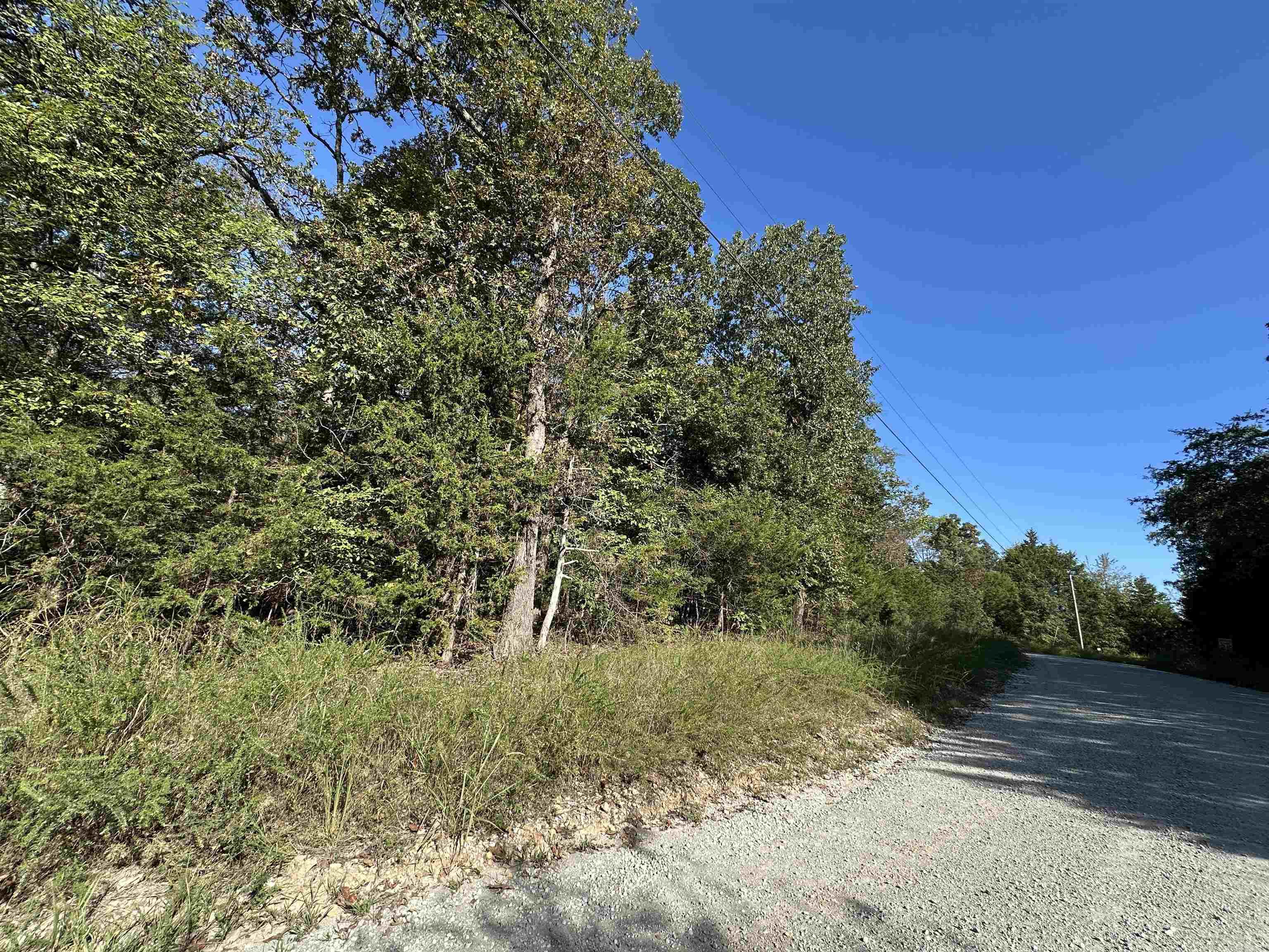 Round Mountain Estates - Land