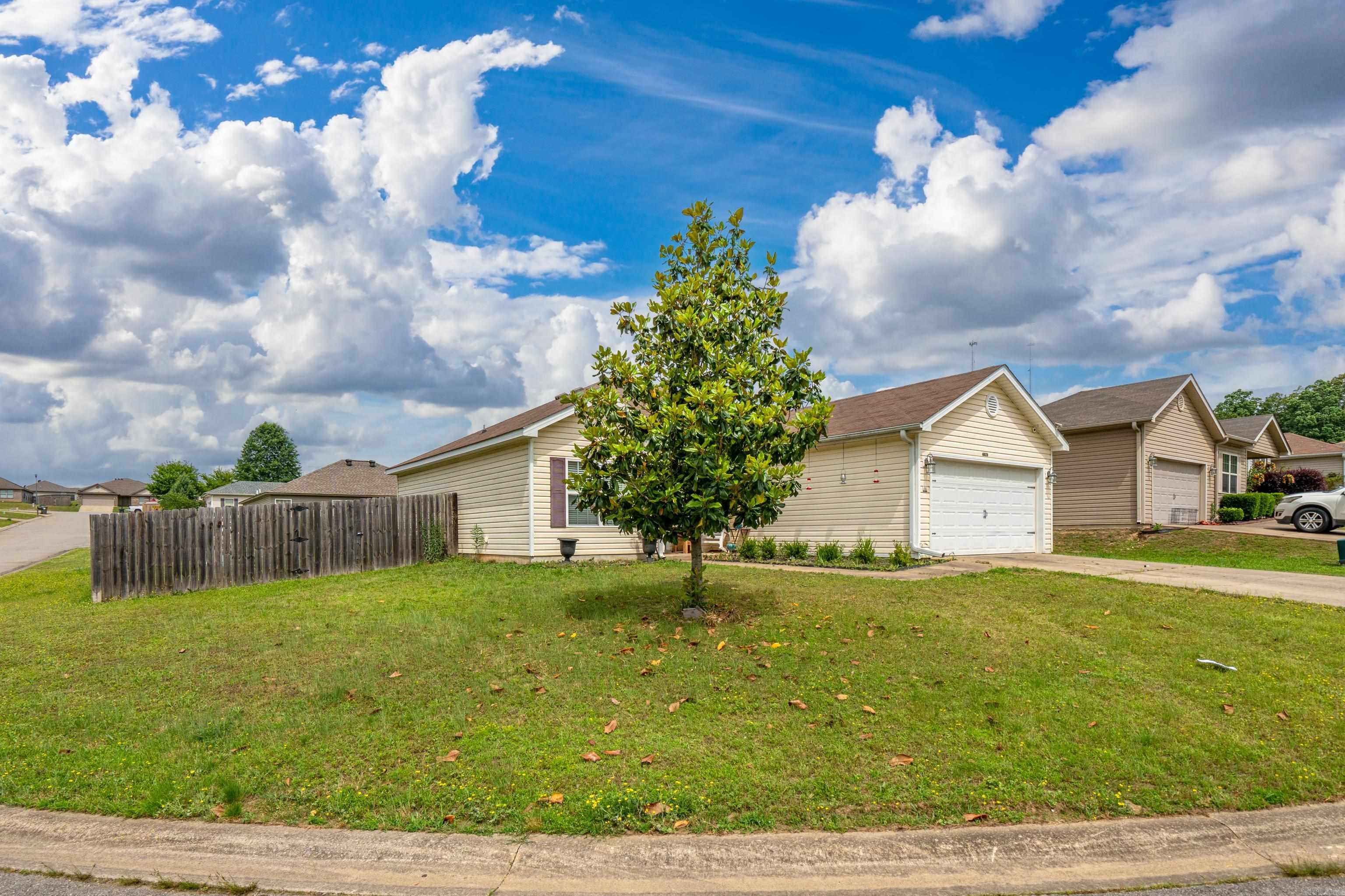 THE MEADOWS @ CENTENNIAL VALLEY - Residential