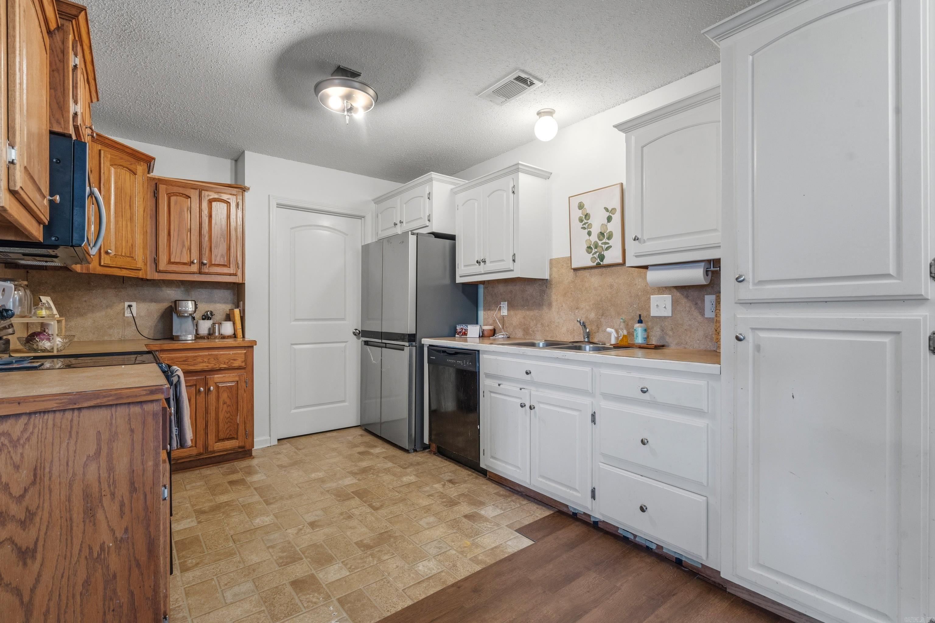 THE MEADOWS @ CENTENNIAL VALLEY - Residential