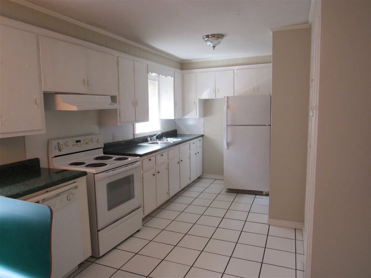 Stonewall - Residential Lease