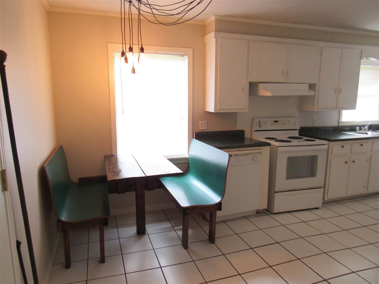 Stonewall - Residential Lease