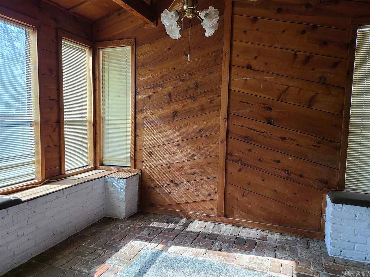 Stonewall - Residential Lease