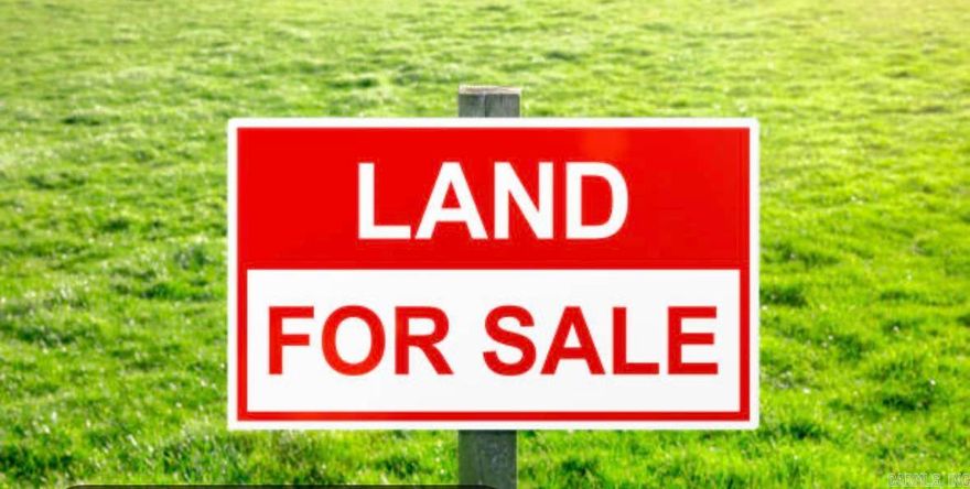 Lot for sale.  Can be sold in conjunction with the home next to it-2203 S. Park. MLS 26015667) Call for more information.    Agents see remarks!