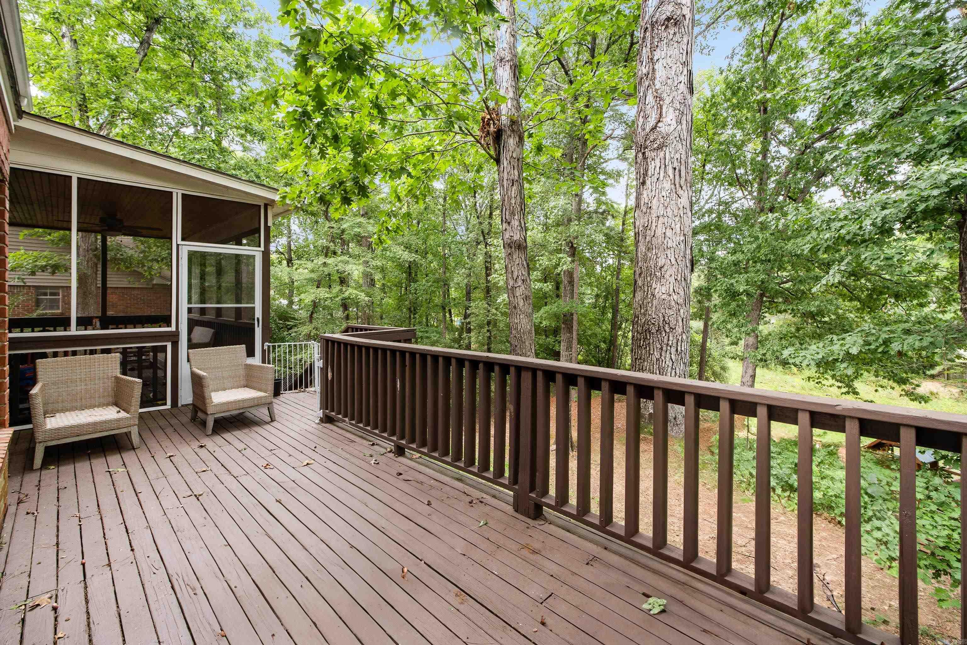 PEBBLE BEACH PARK - Residential