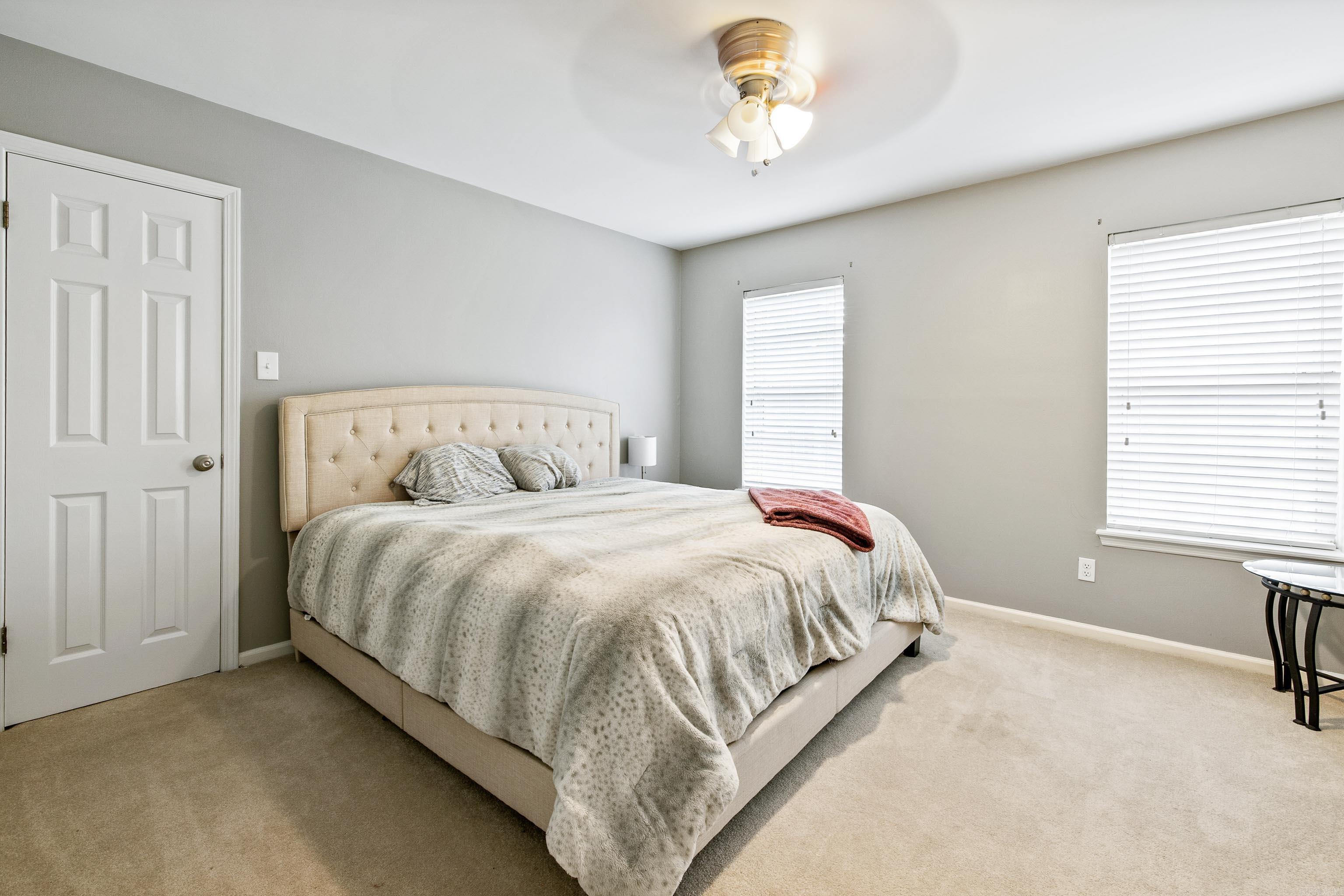 PEBBLE BEACH PARK - Residential