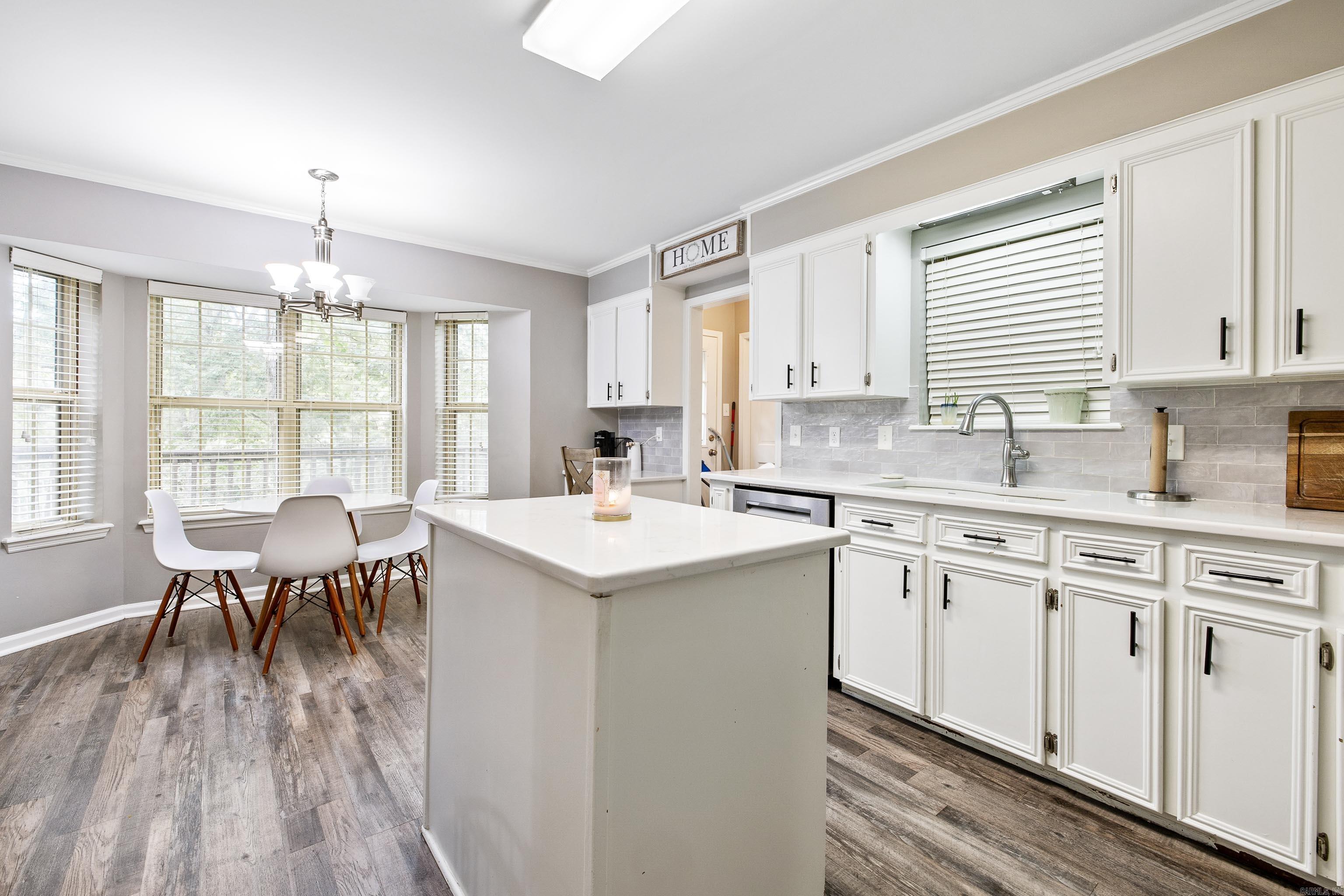 PEBBLE BEACH PARK - Residential