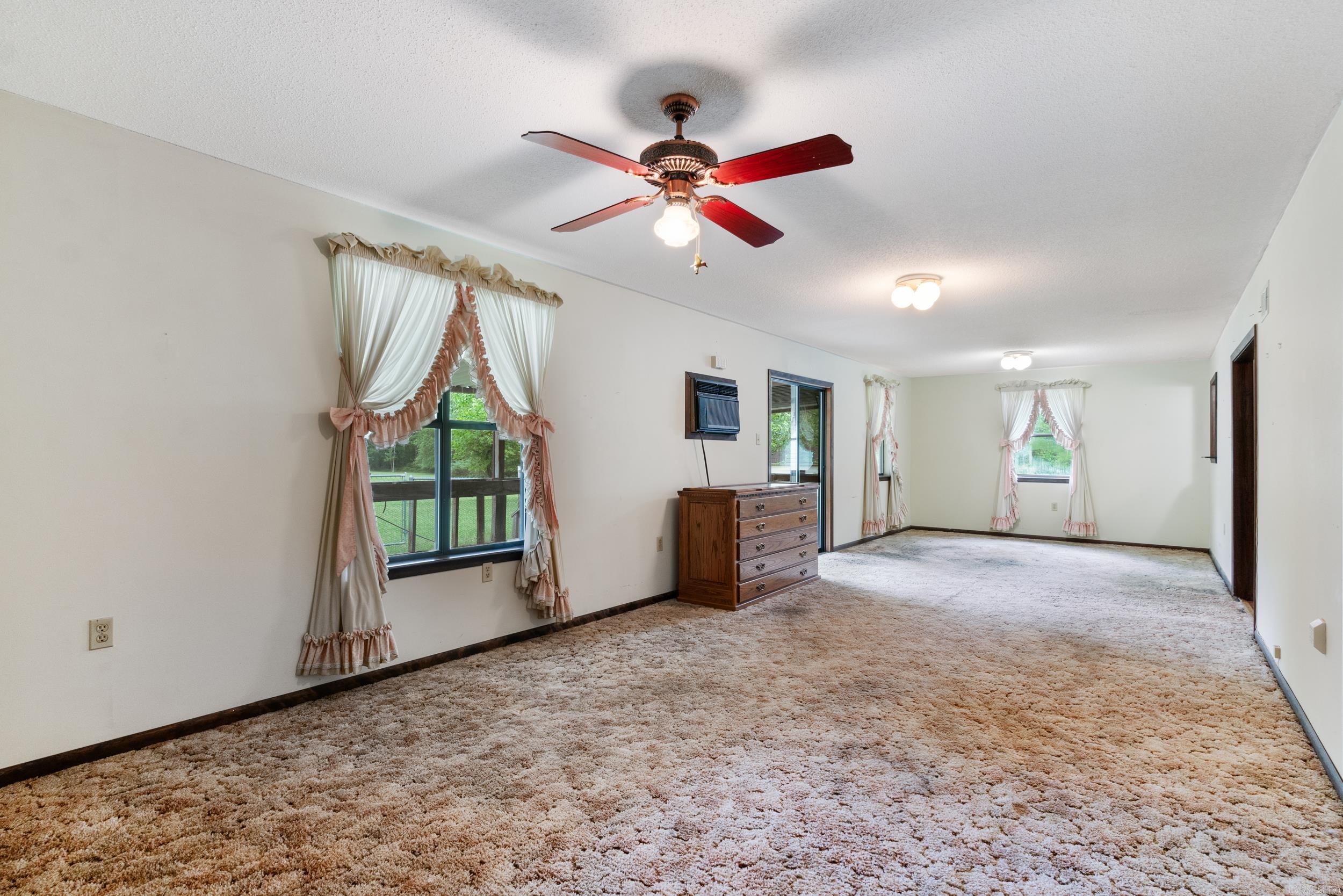 CANNONGATE - Residential