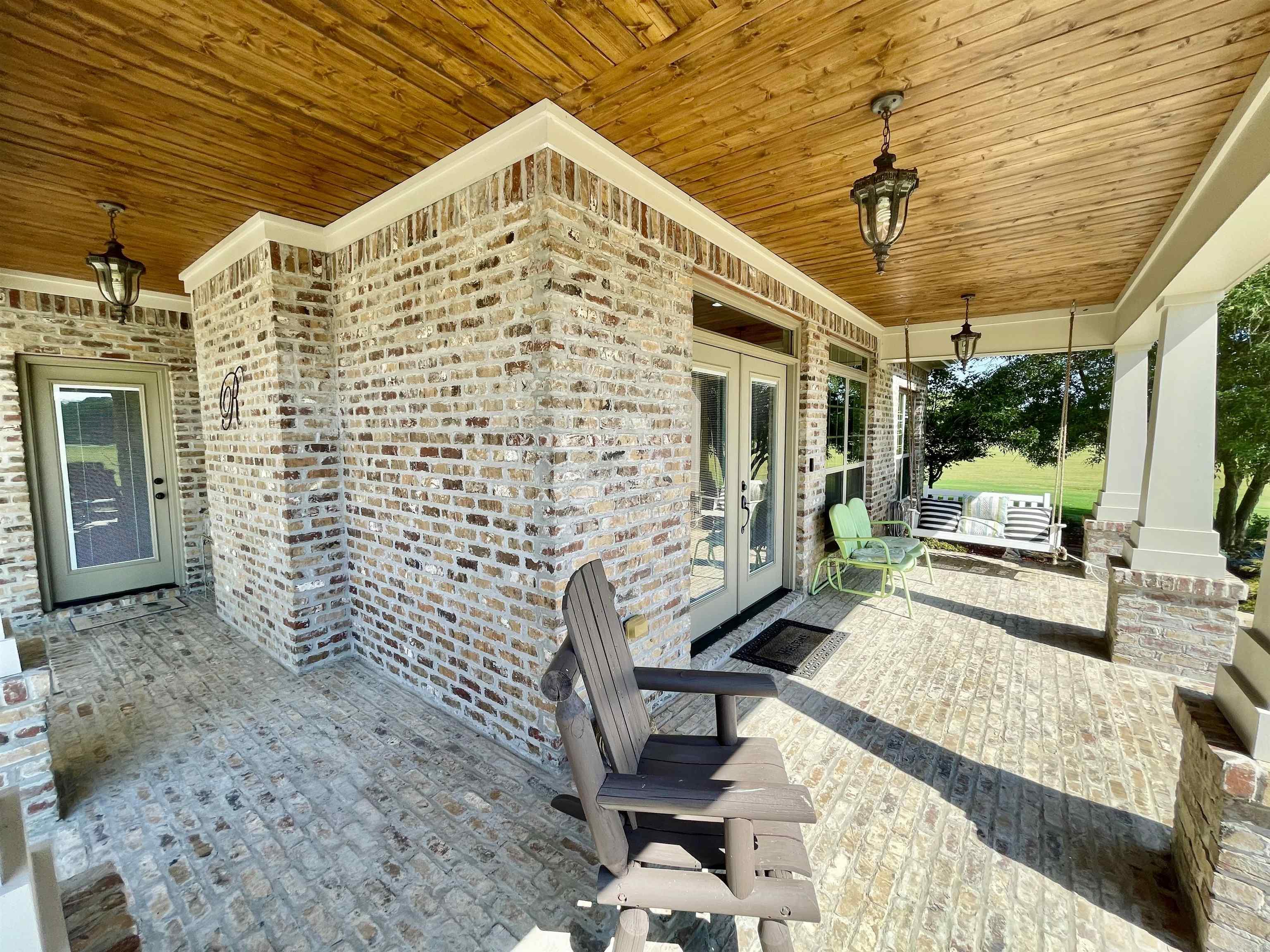 ASHLEY DOWNS - Residential