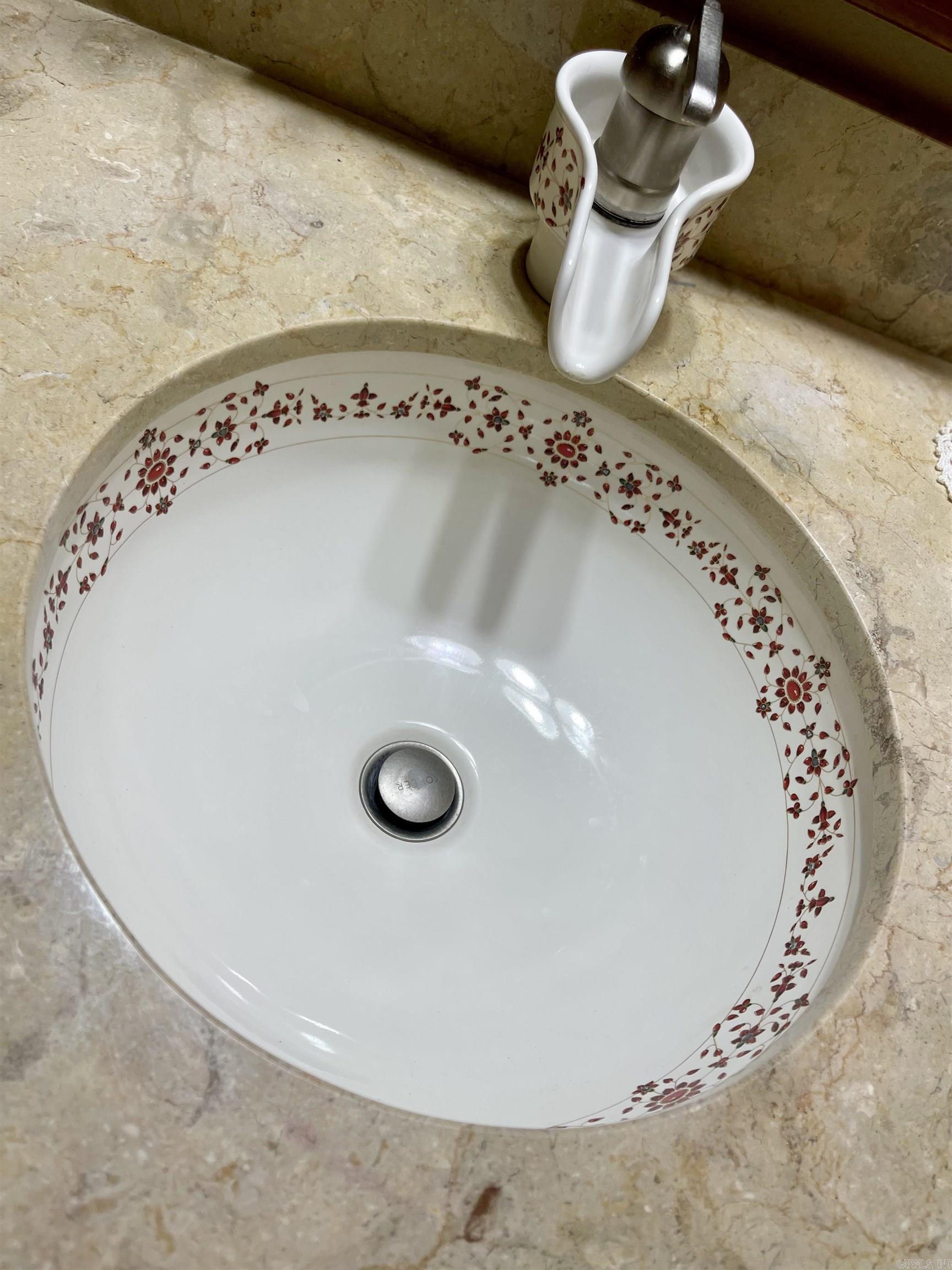 ASHLEY DOWNS - Residential