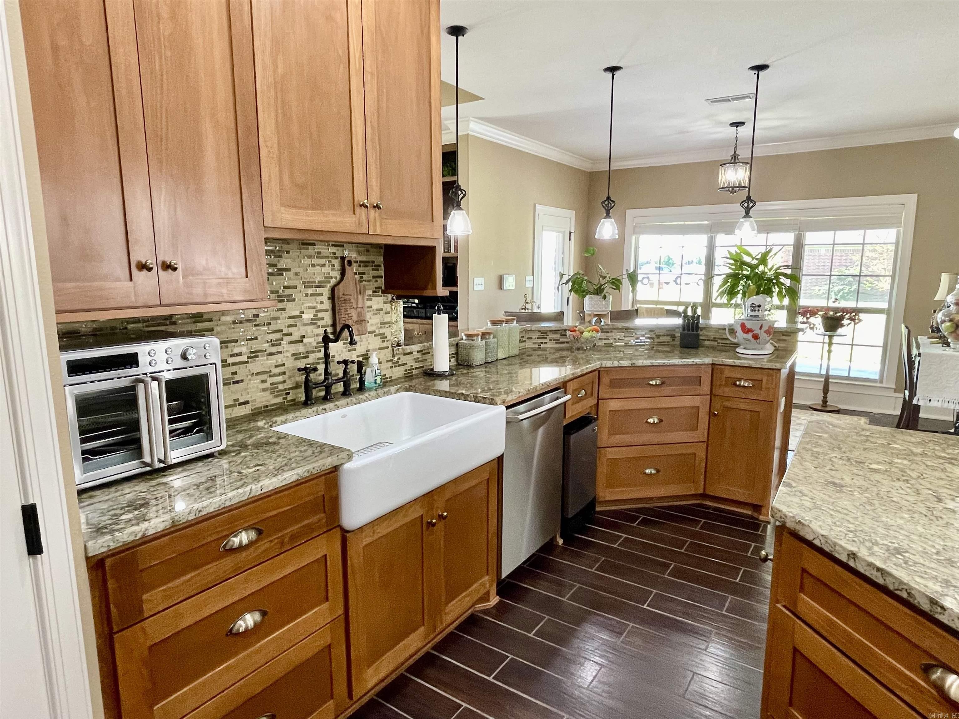 ASHLEY DOWNS - Residential