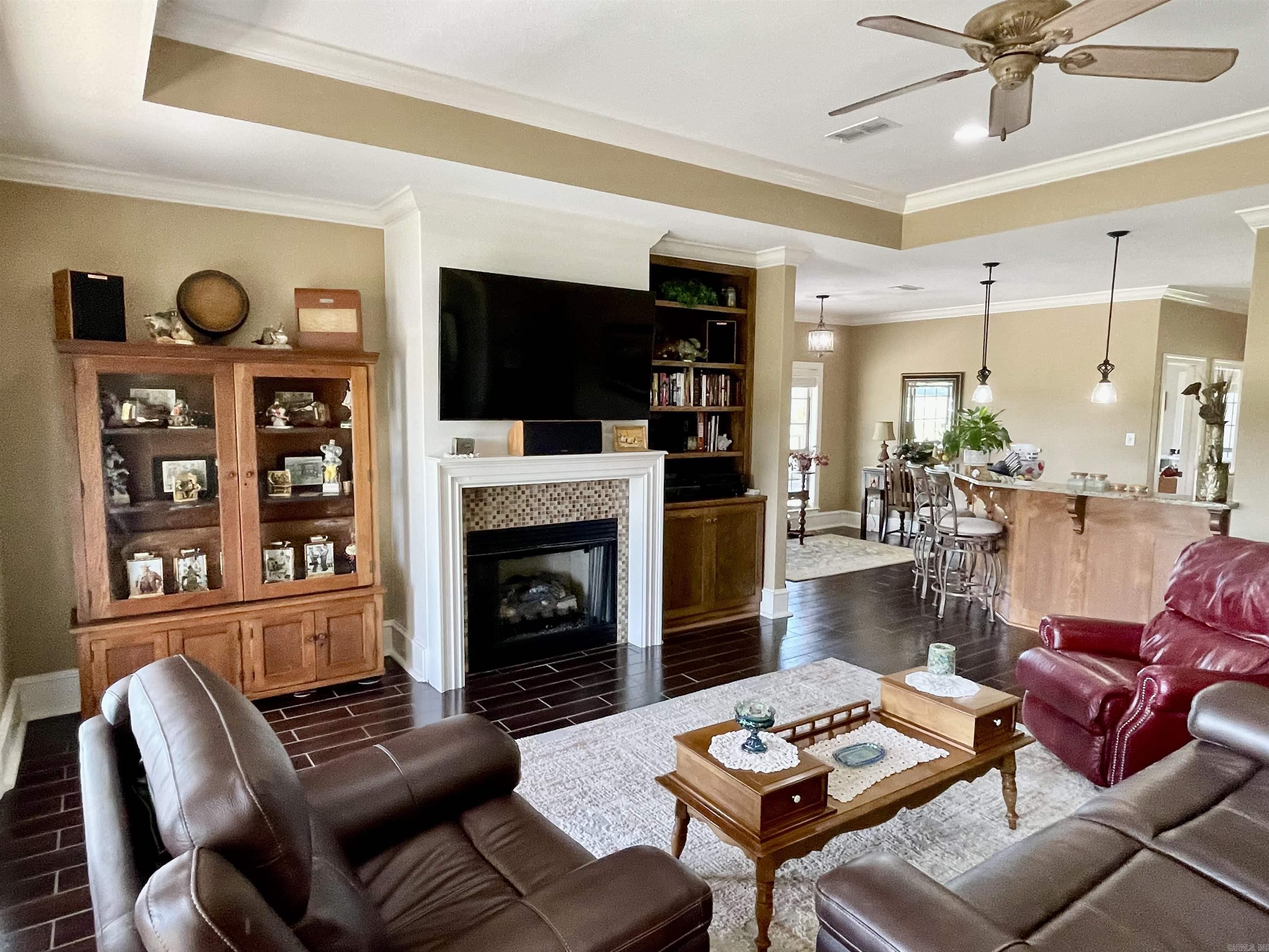 ASHLEY DOWNS - Residential