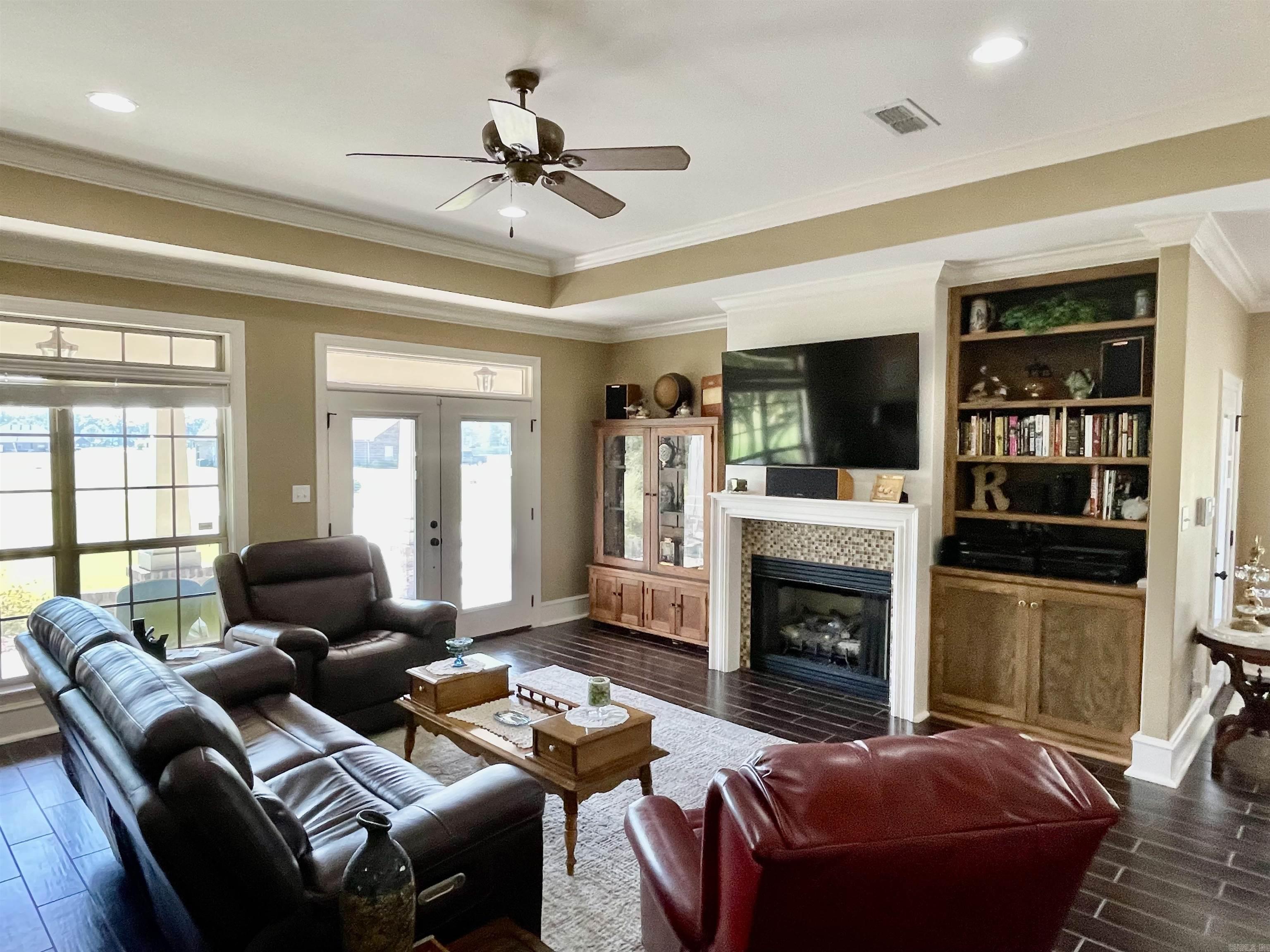 ASHLEY DOWNS - Residential