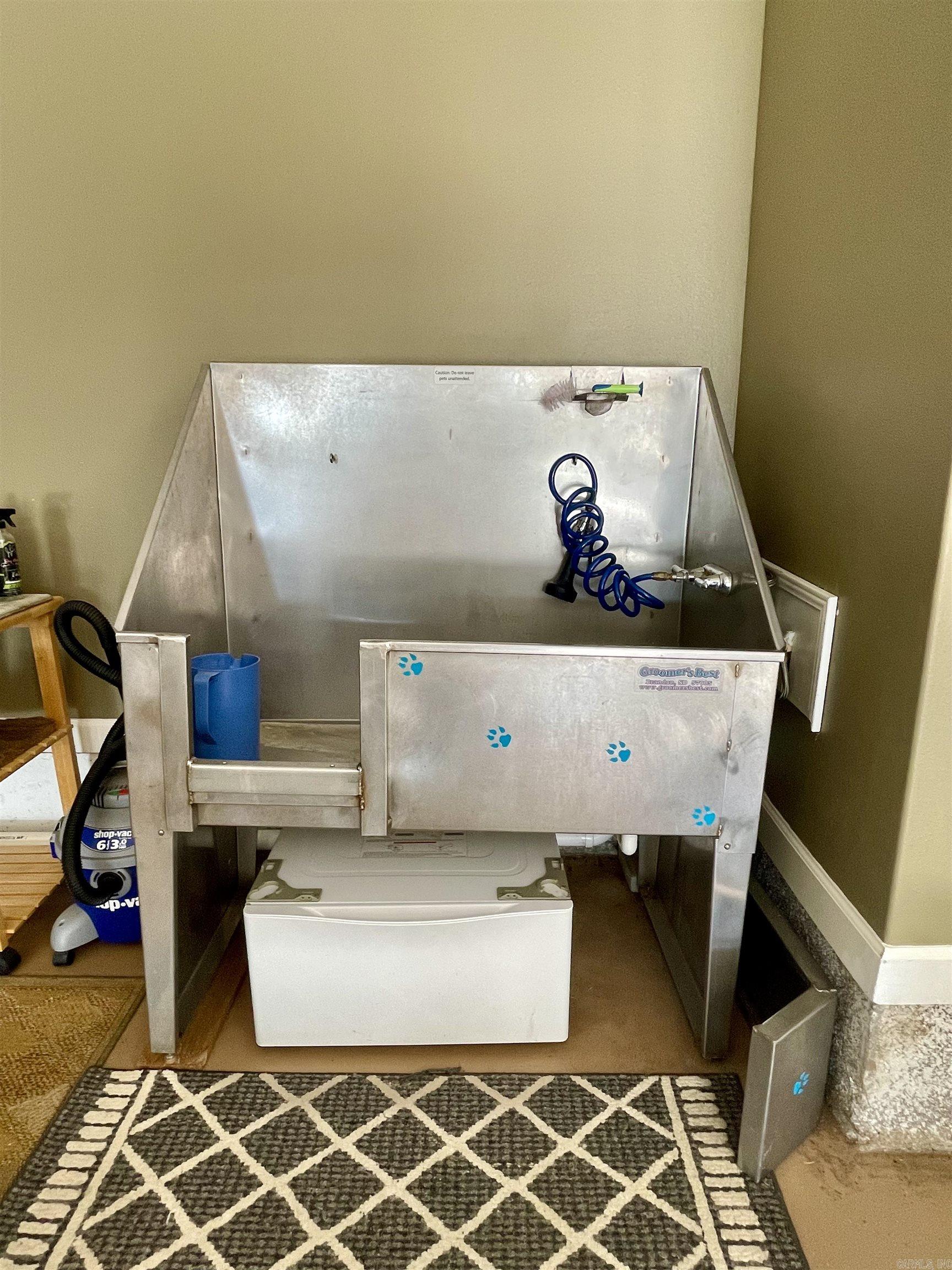 ASHLEY DOWNS - Residential