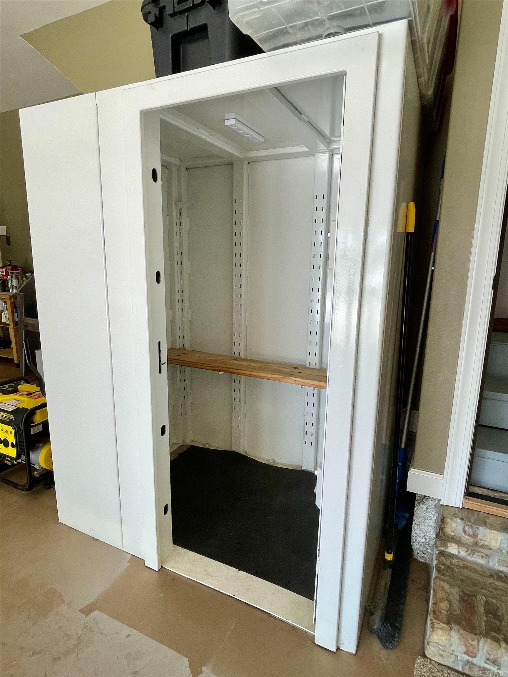 ASHLEY DOWNS - Residential