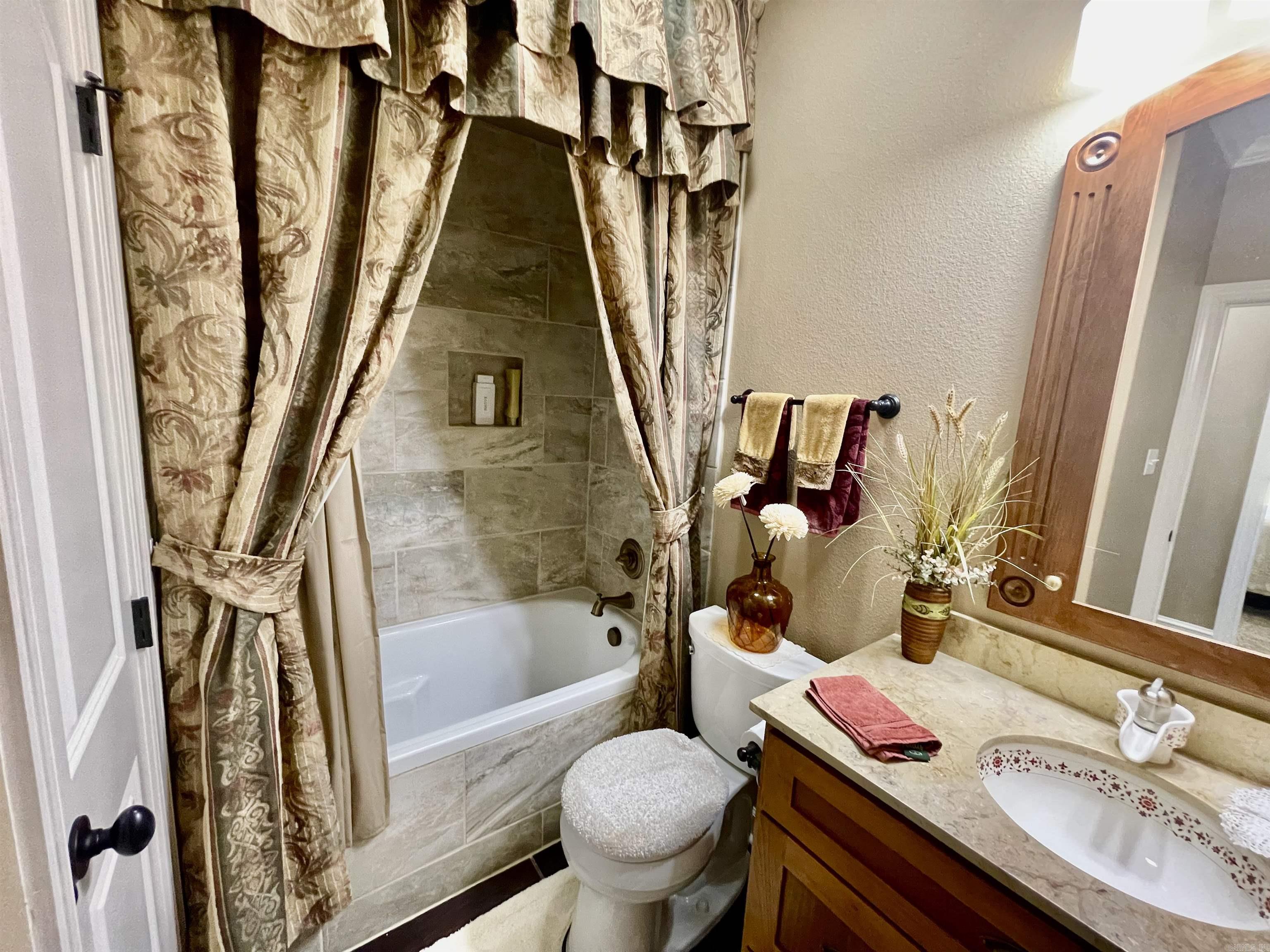 ASHLEY DOWNS - Residential