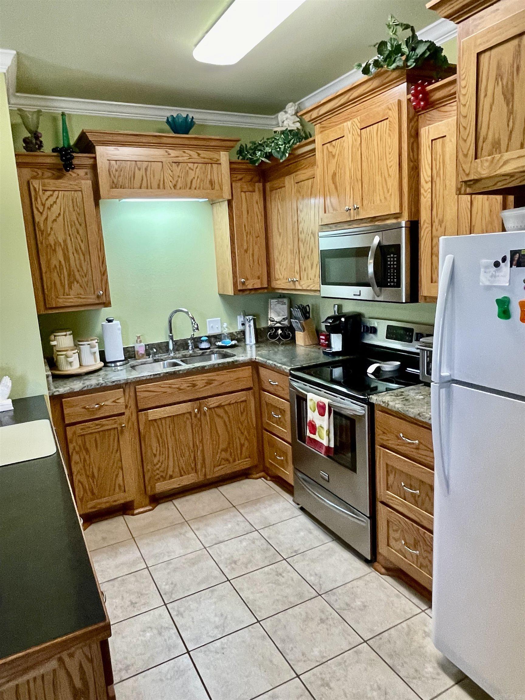 ASHLEY DOWNS - Residential