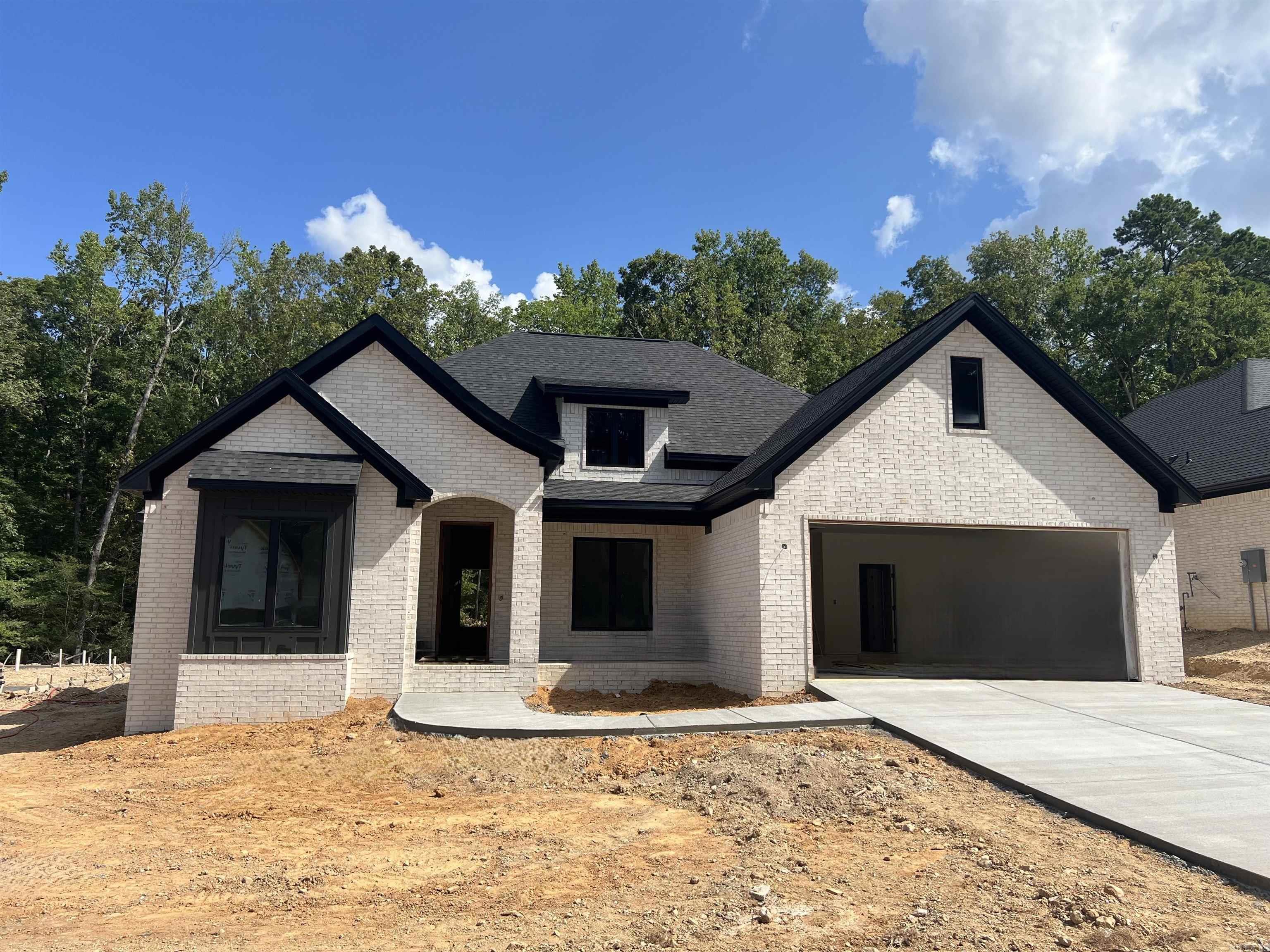 This New Construction home is ready for your viewing pleasure. The extras in this home are wonderful from detailed ceilings, to built-ins and a nice open floor plan. Nestled in the back of Hurricane lake estates this is a must see.