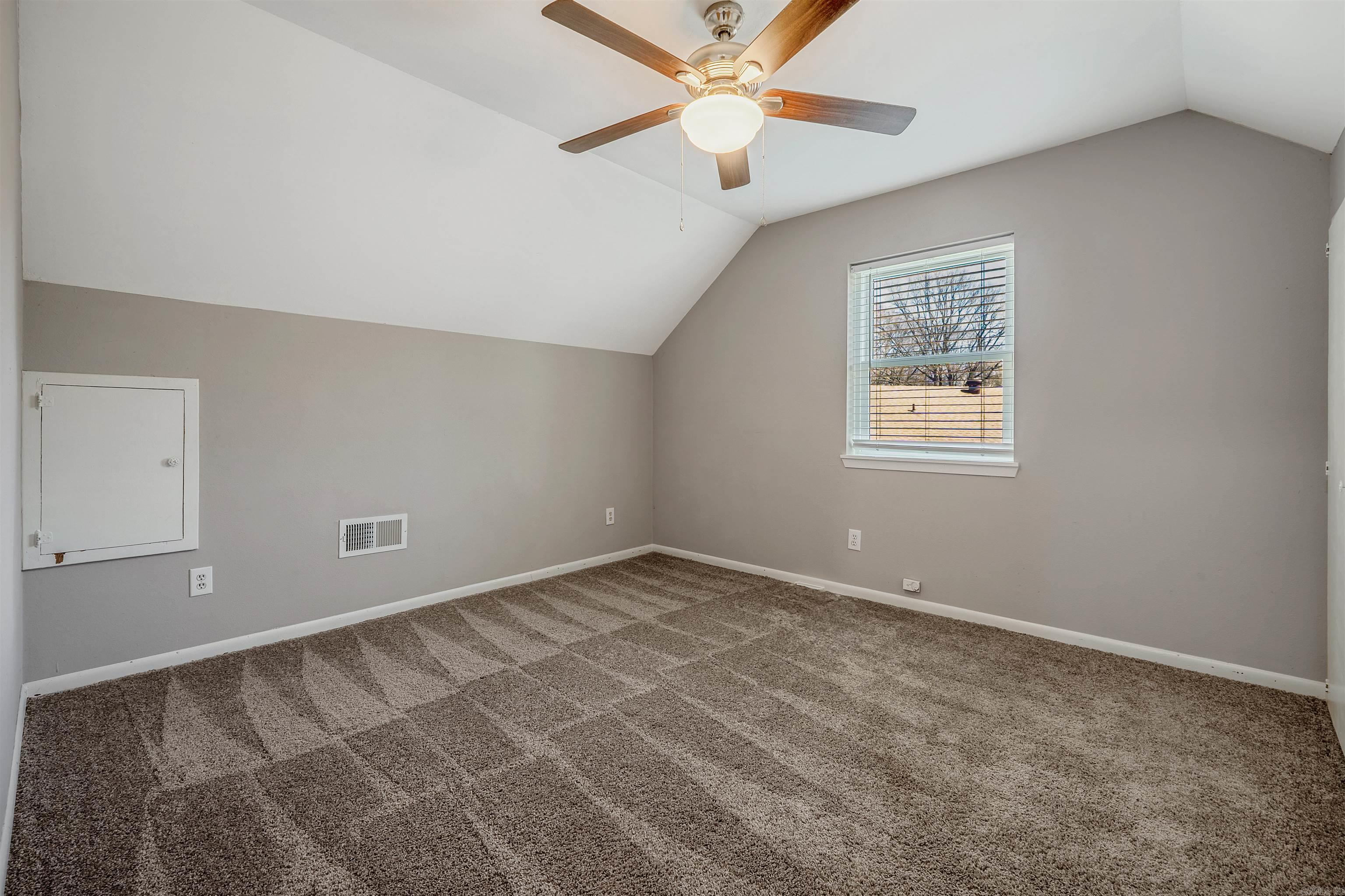 CARYWOOD - Residential