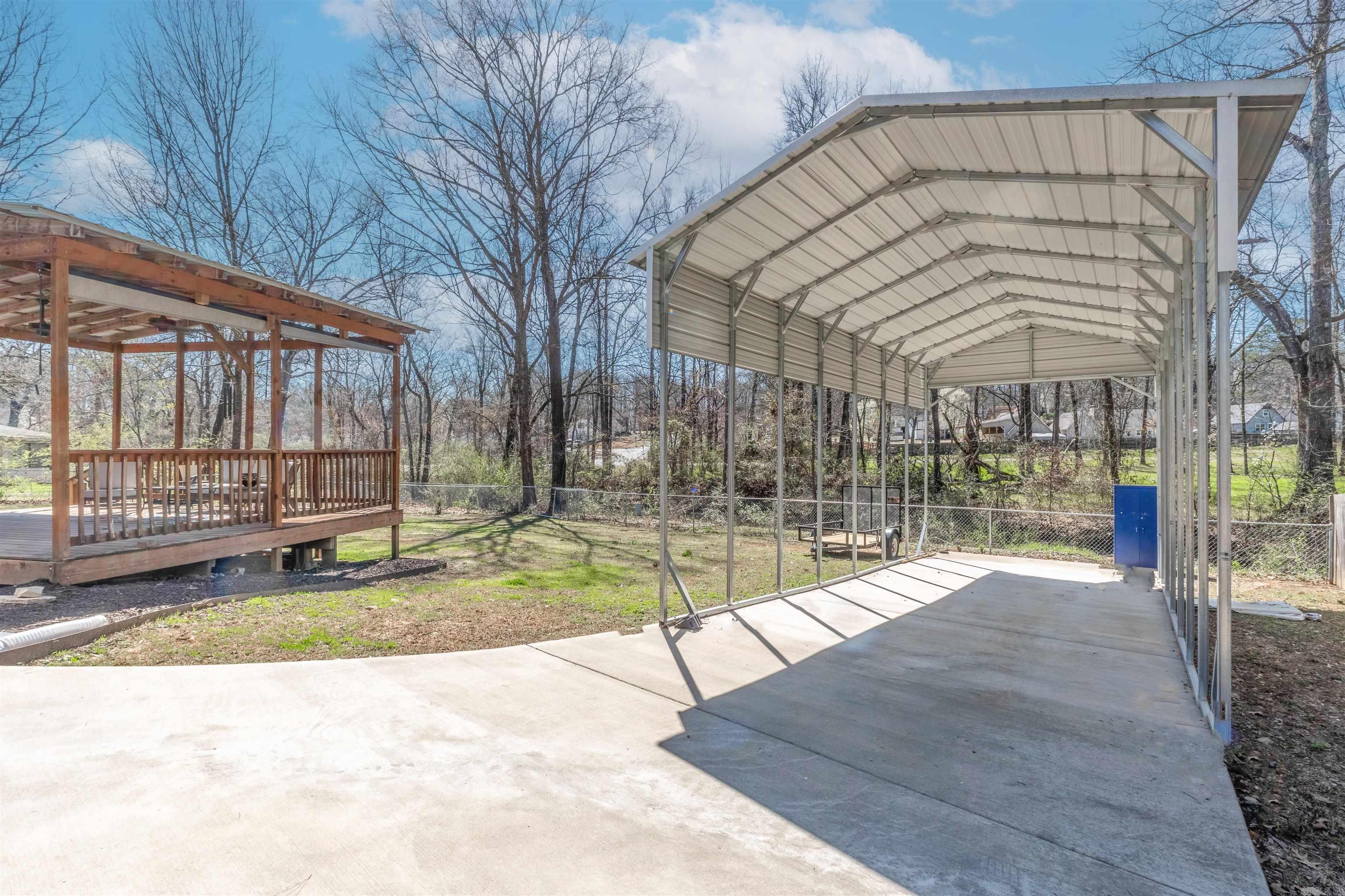 CARYWOOD - Residential