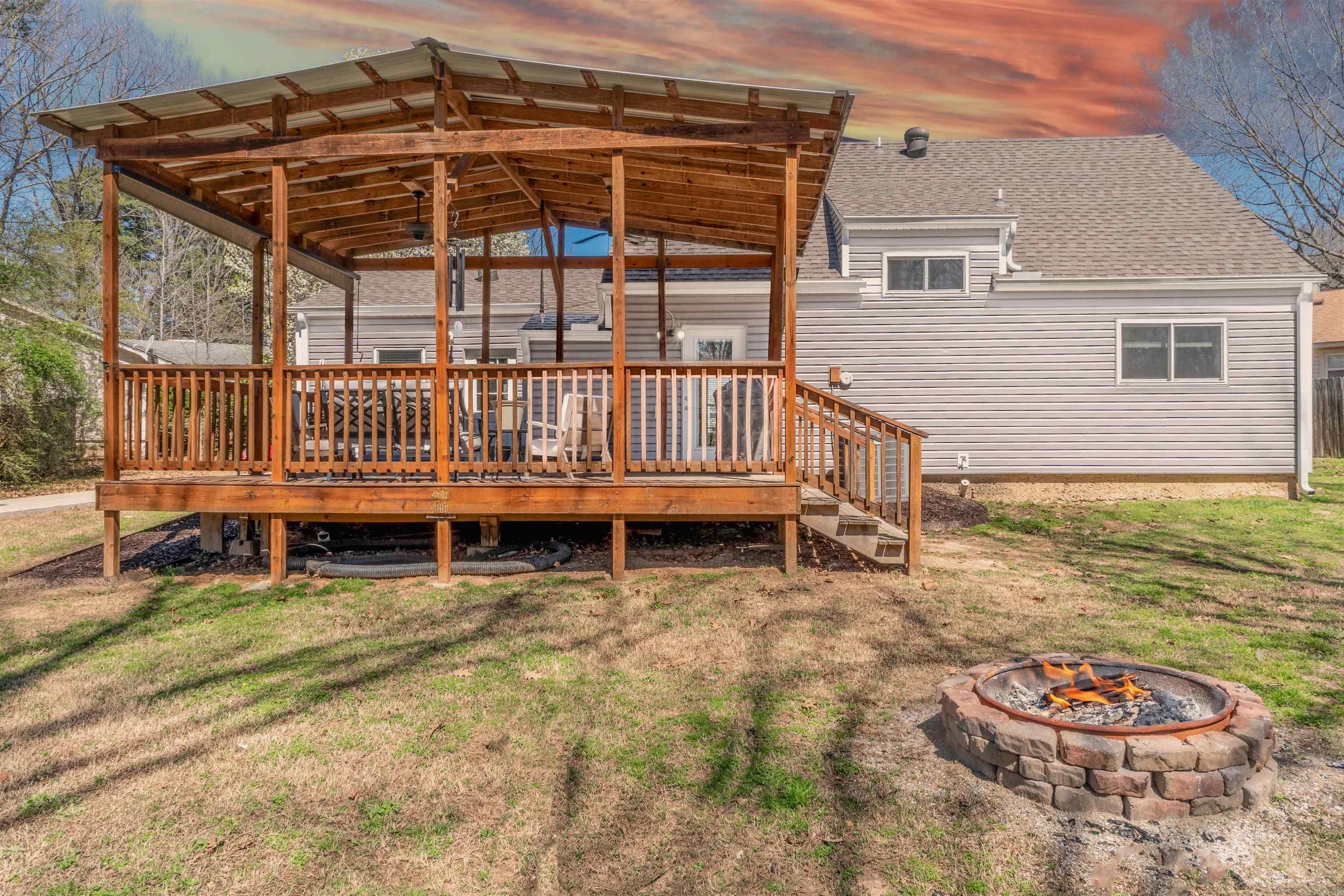 CARYWOOD - Residential