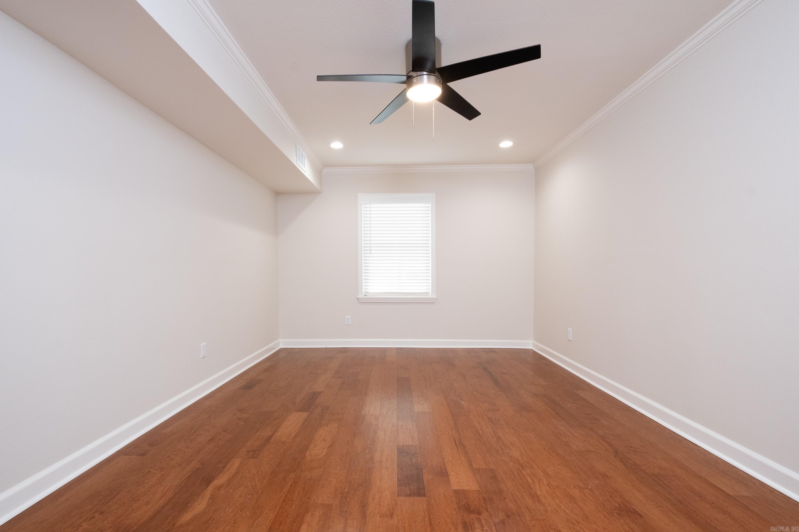 EAST PALISADES - Residential