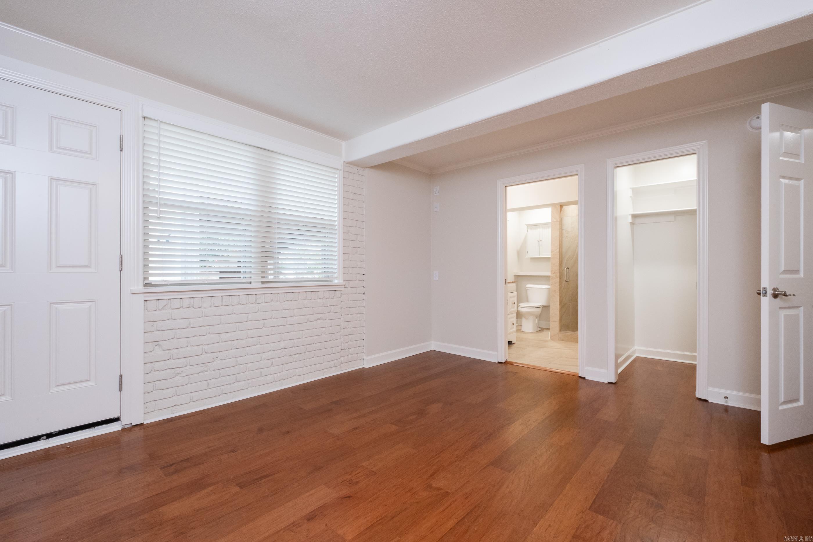 EAST PALISADES - Residential