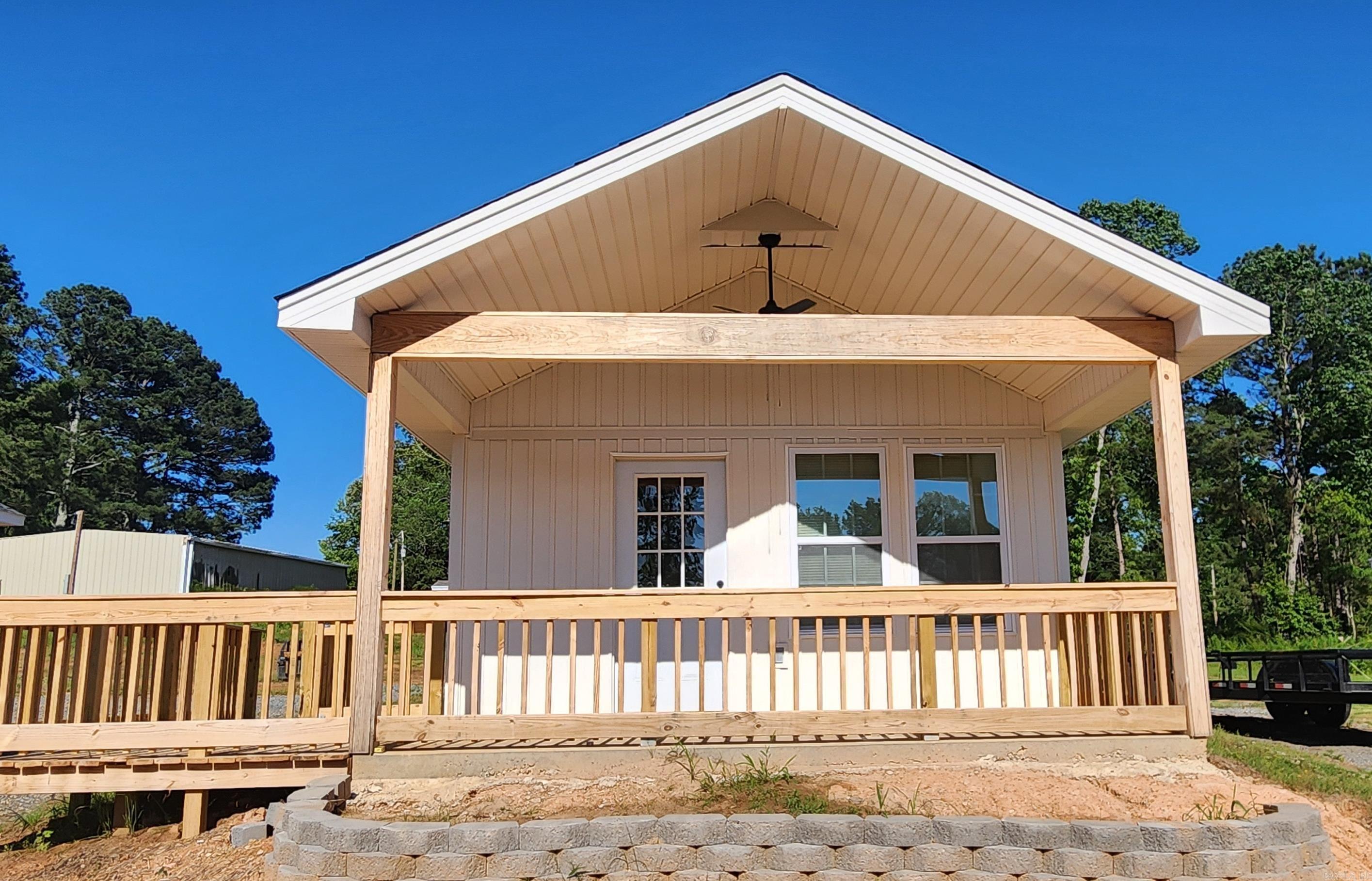 *EAST END* CUTE TINY HOME IN LANDMARK!!NEW CONSTRUCTION! This One Bedroom And One Bathroom Home Includes Range And Refrigerator In The Kitchen! Washer And Dryer Provided! Beautiful Wood Flooring Throughout! Handicap Accessible! Water/Trash Paid By Homeowner. PET FRIENDLY (Max Of 1)!! AVAILABLE NOW!!! <a href='https://raineyrealty.com/virtualtour.php?r=Hi1NEo'> Click here for a 360° Virtual Tour</a>
