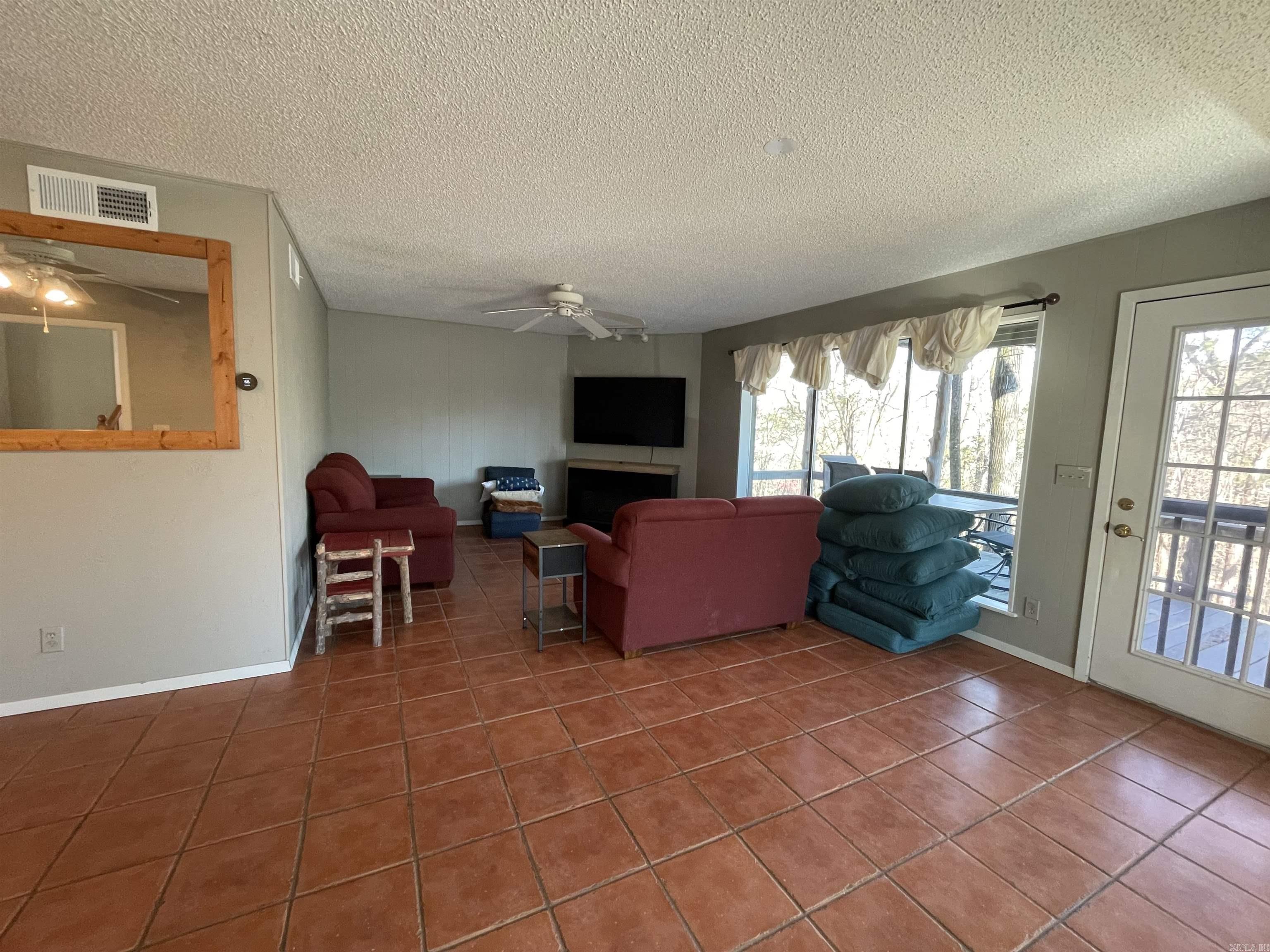 BRANSCUM & TUBBS - Residential