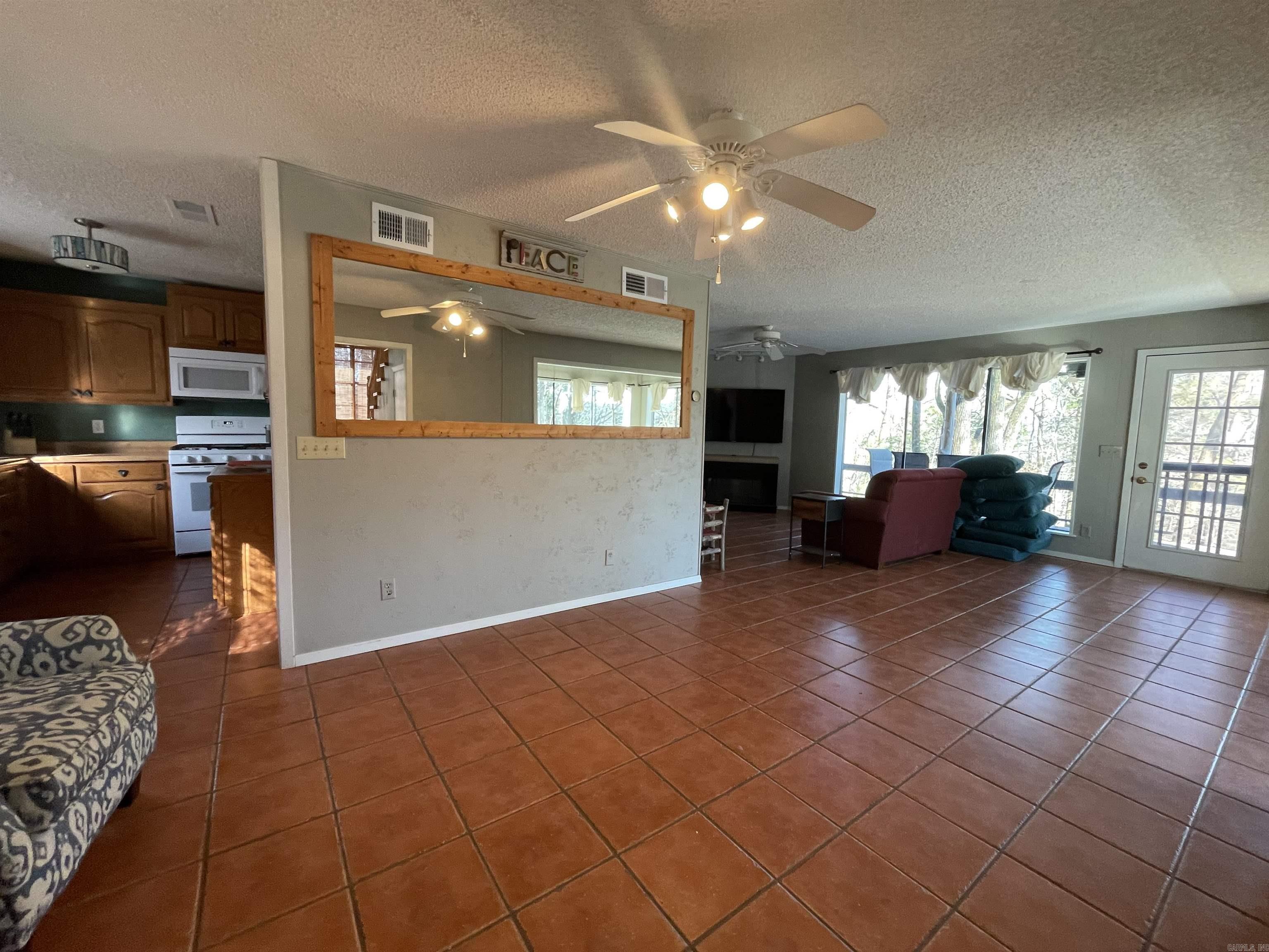 BRANSCUM & TUBBS - Residential