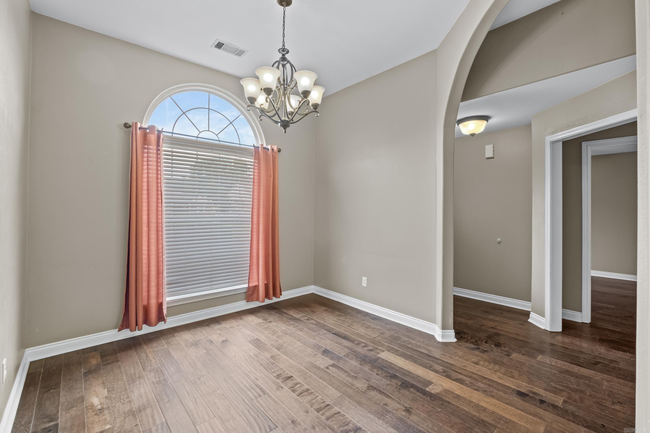 COUNTRY VILLAGE ESTATES - Residential