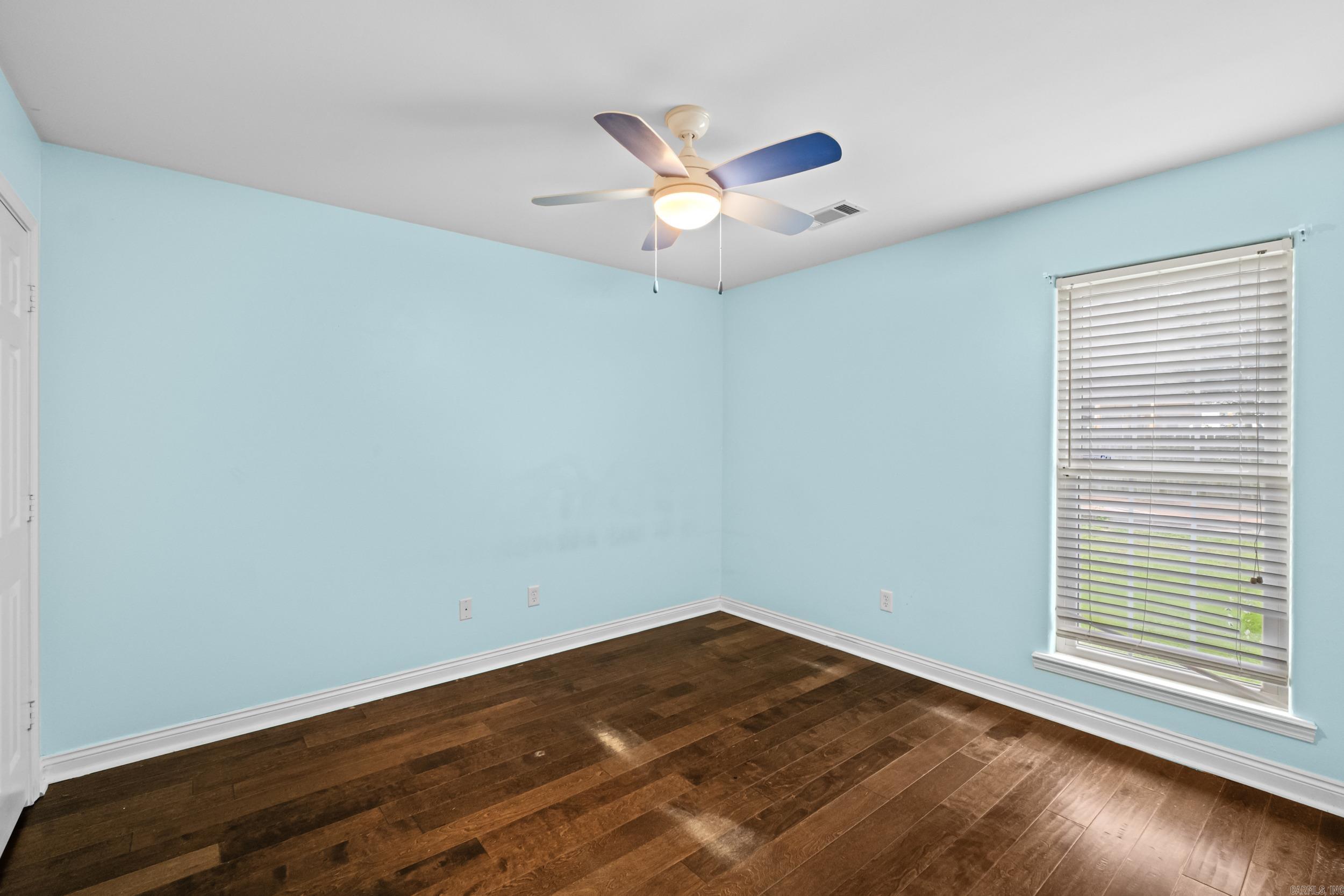 COUNTRY VILLAGE ESTATES - Residential