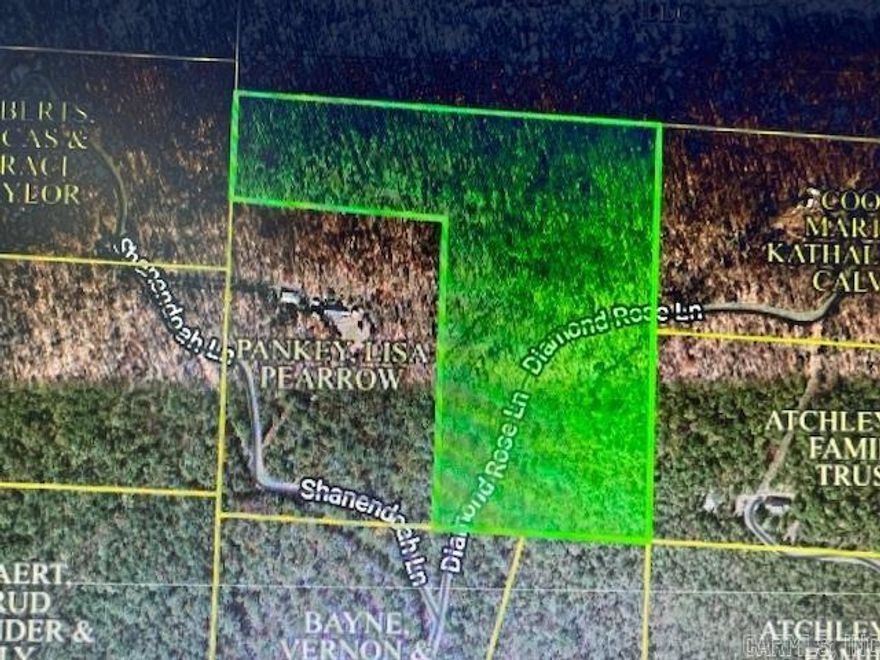 Beautiful building sites with gorgeous mountian views. Property located in private area only 10 minutes from Mena. Perfect place to build your dream home or a weekend getaway.