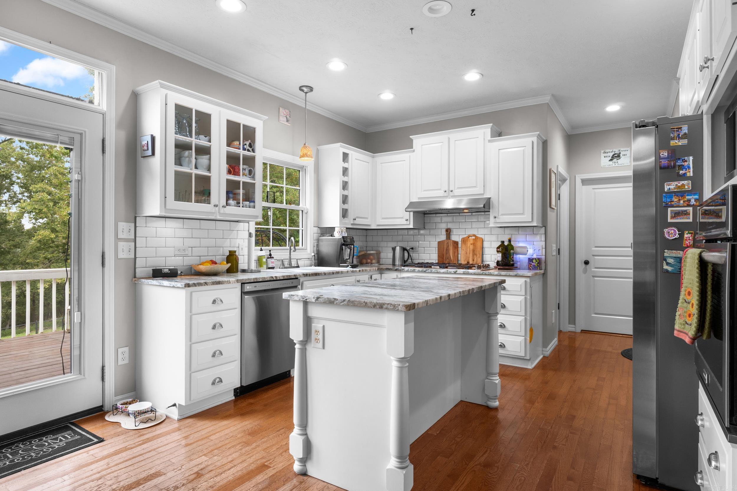 BELLE COVE - Residential
