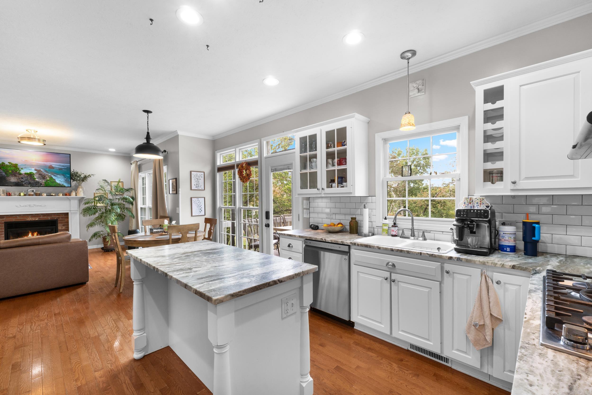 BELLE COVE - Residential