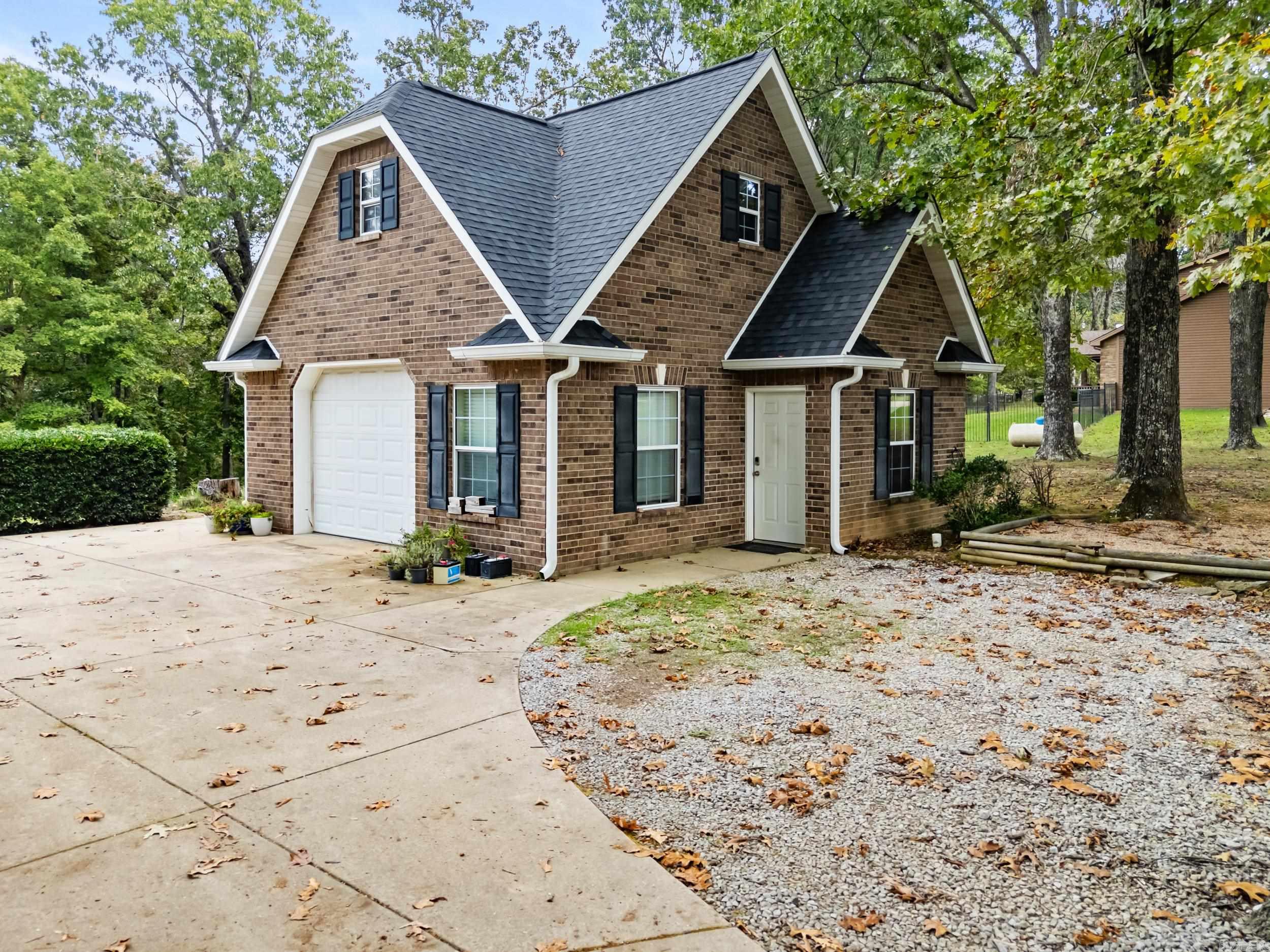 BELLE COVE - Residential