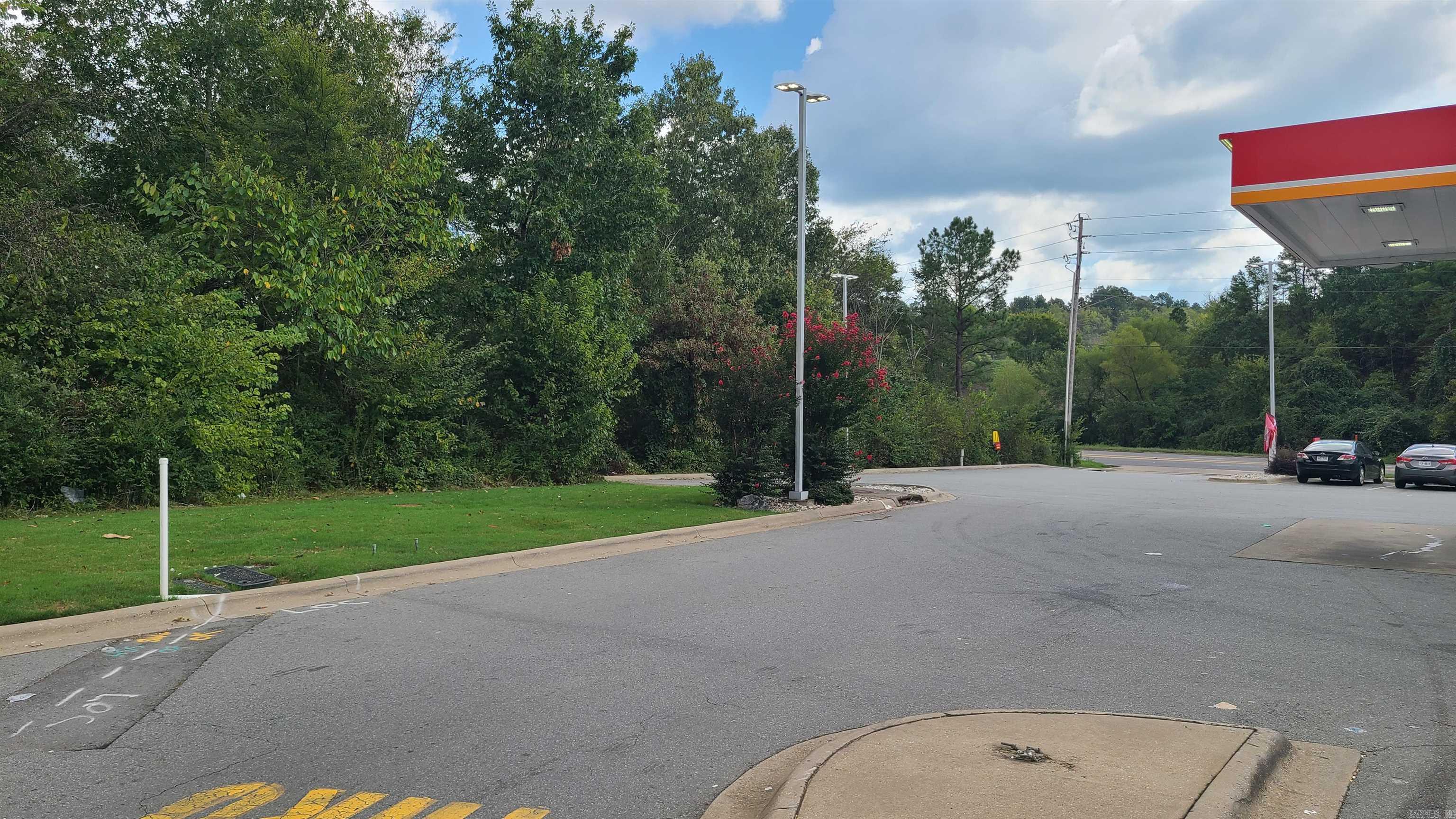 FAIROAKS - Commercial Sale