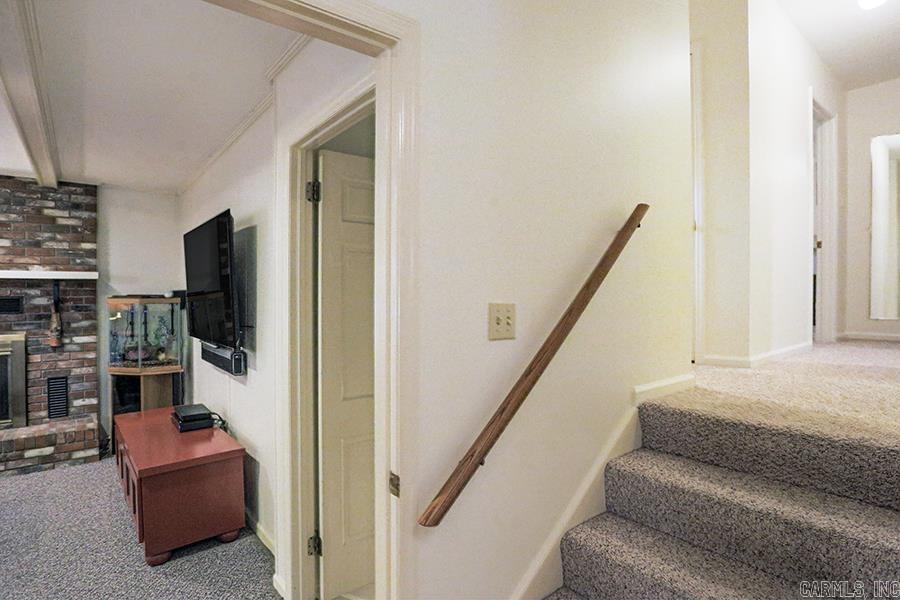 LEAWOOD MANOR - Residential