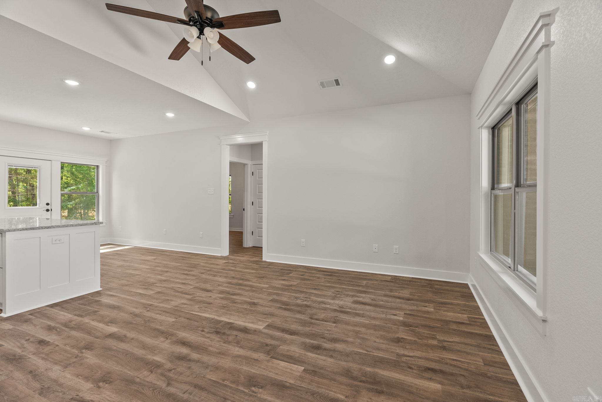 SUMMER WOODS - PHASE 1 - Residential