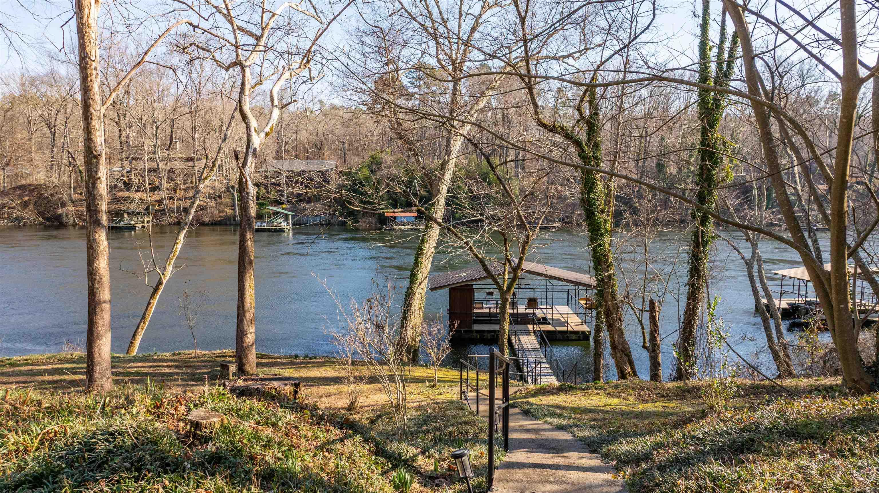 Valle Jo Meadows-River - Residential