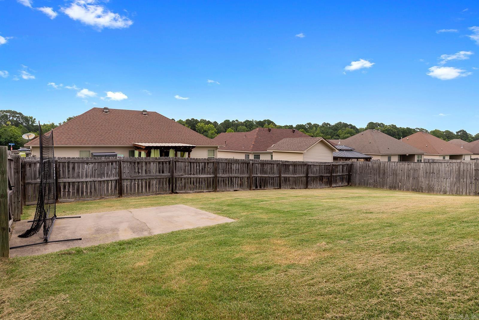 KINGS CROSSING - Residential