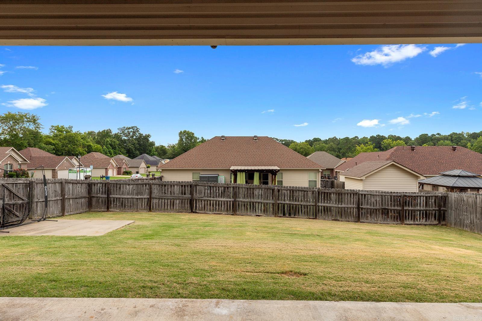 KINGS CROSSING - Residential