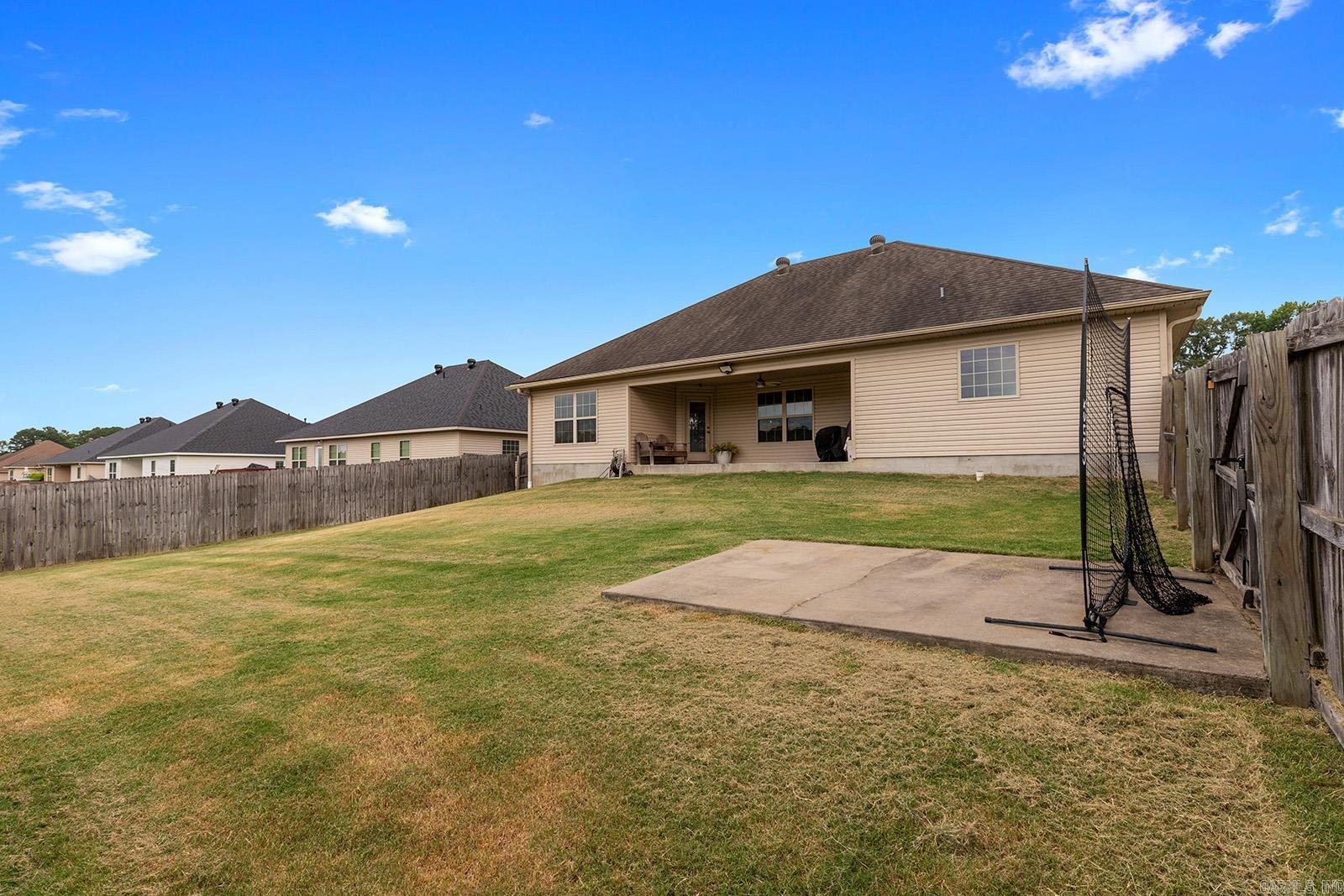 KINGS CROSSING - Residential