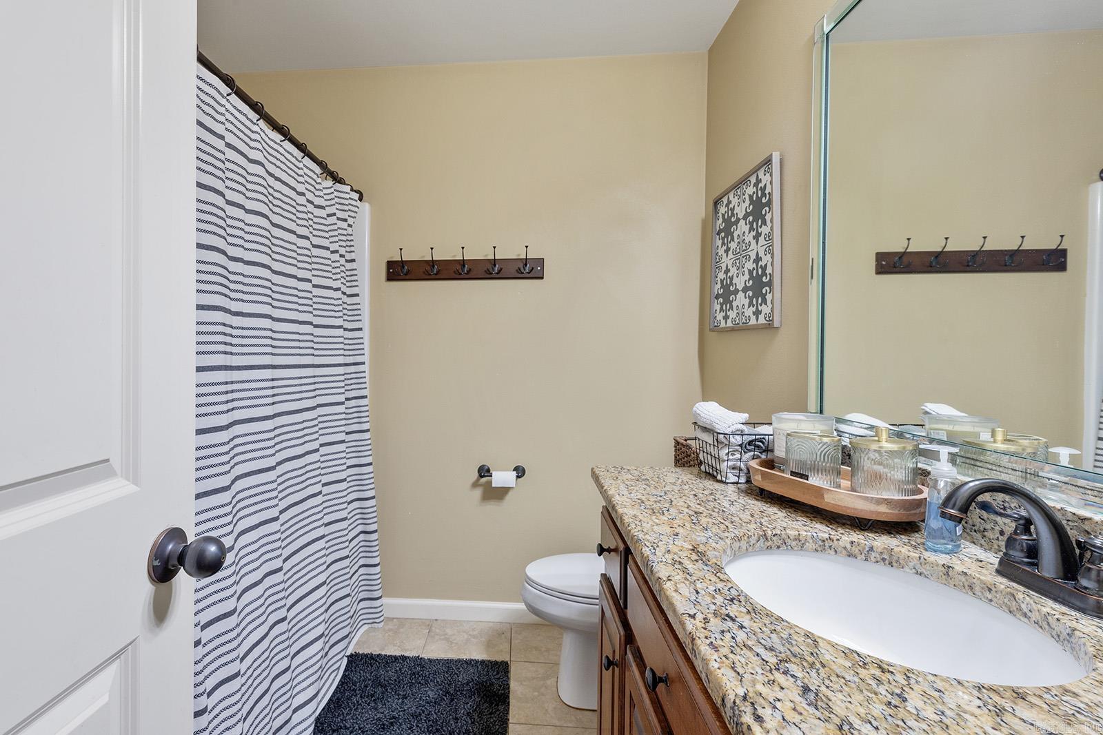 KINGS CROSSING - Residential