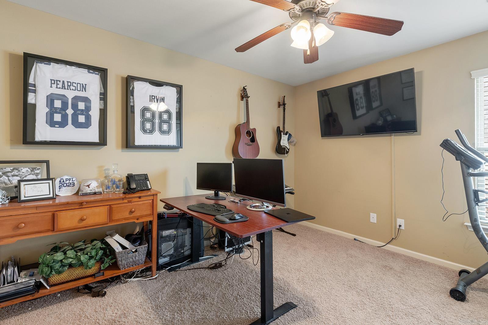 KINGS CROSSING - Residential