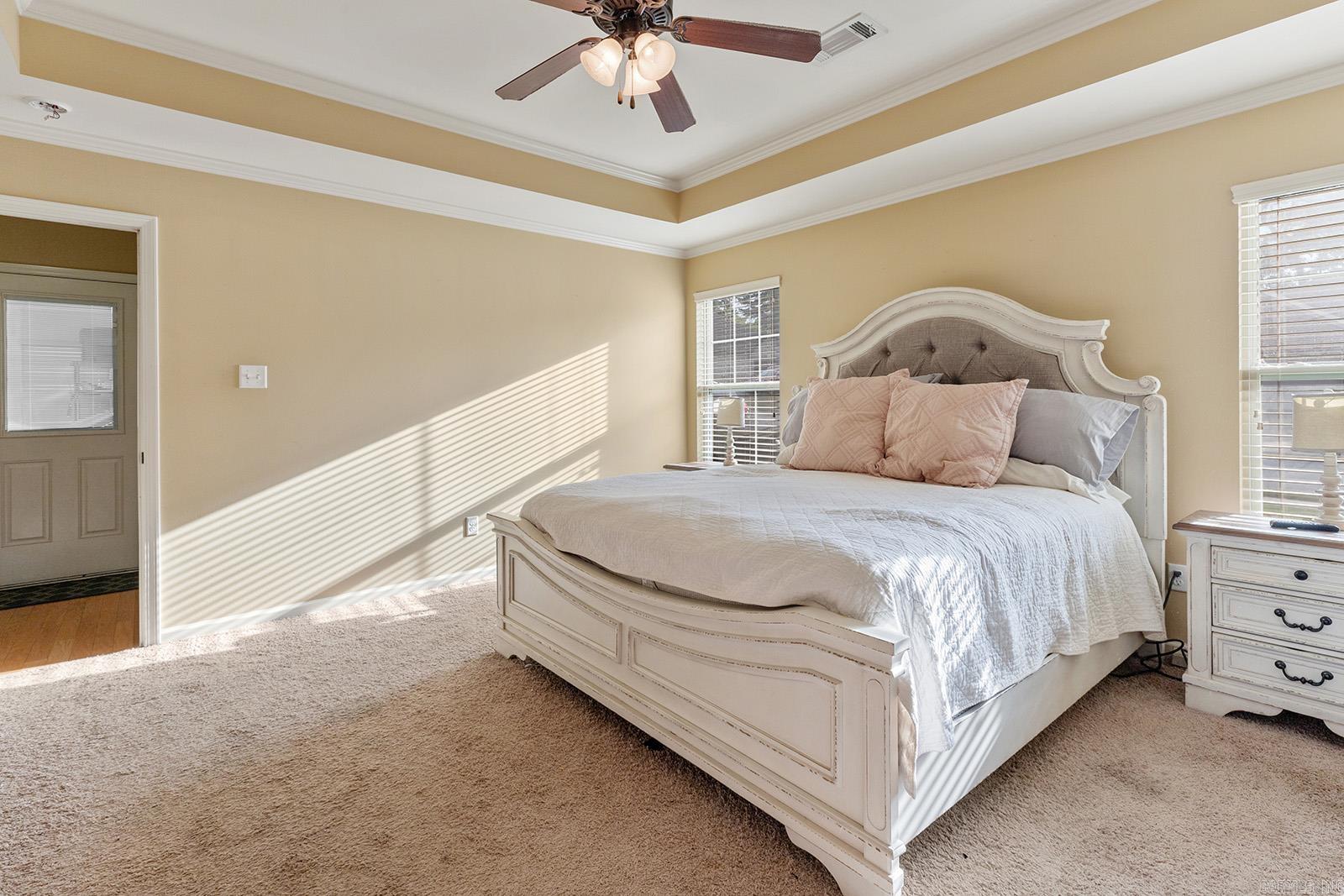 KINGS CROSSING - Residential