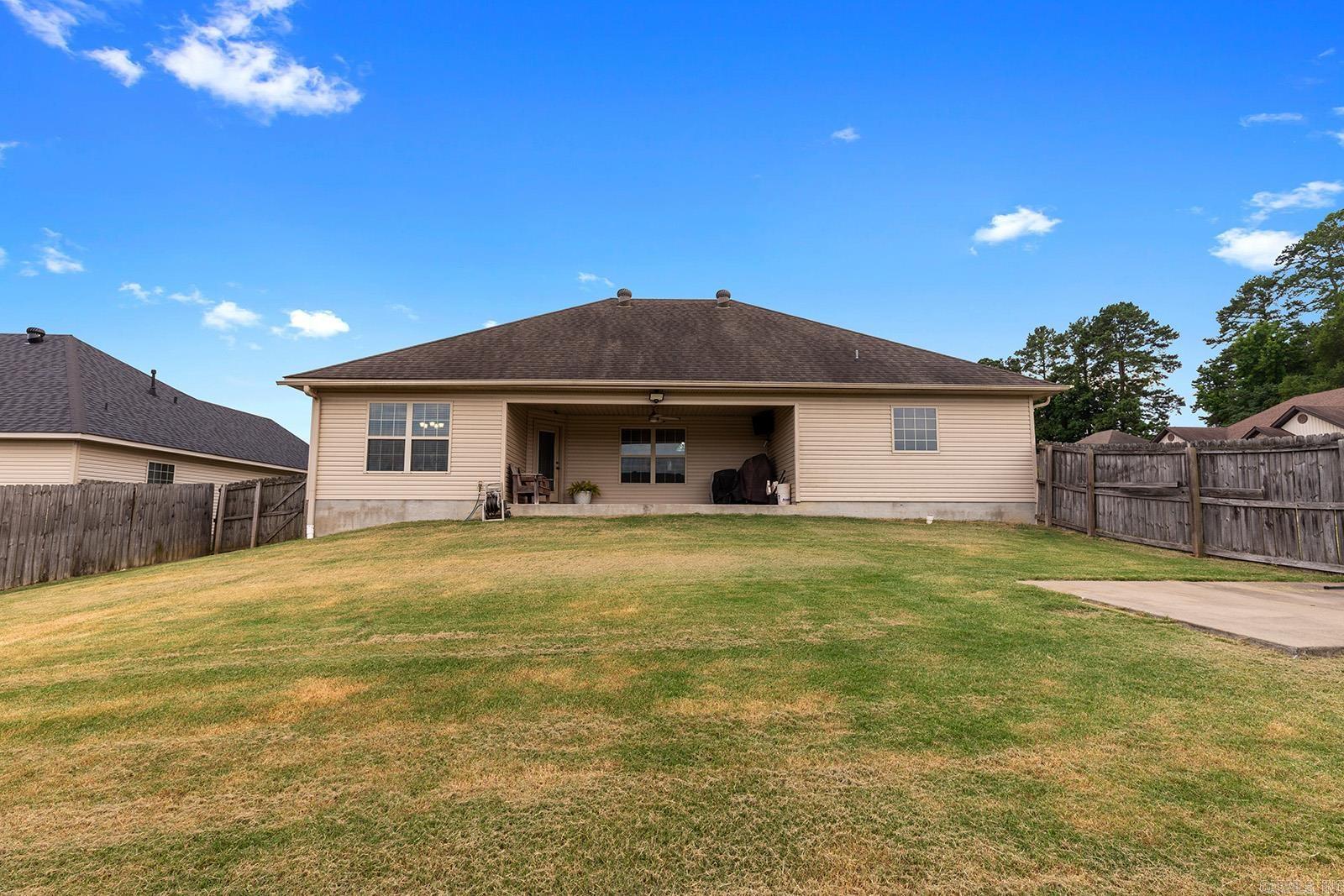 KINGS CROSSING - Residential