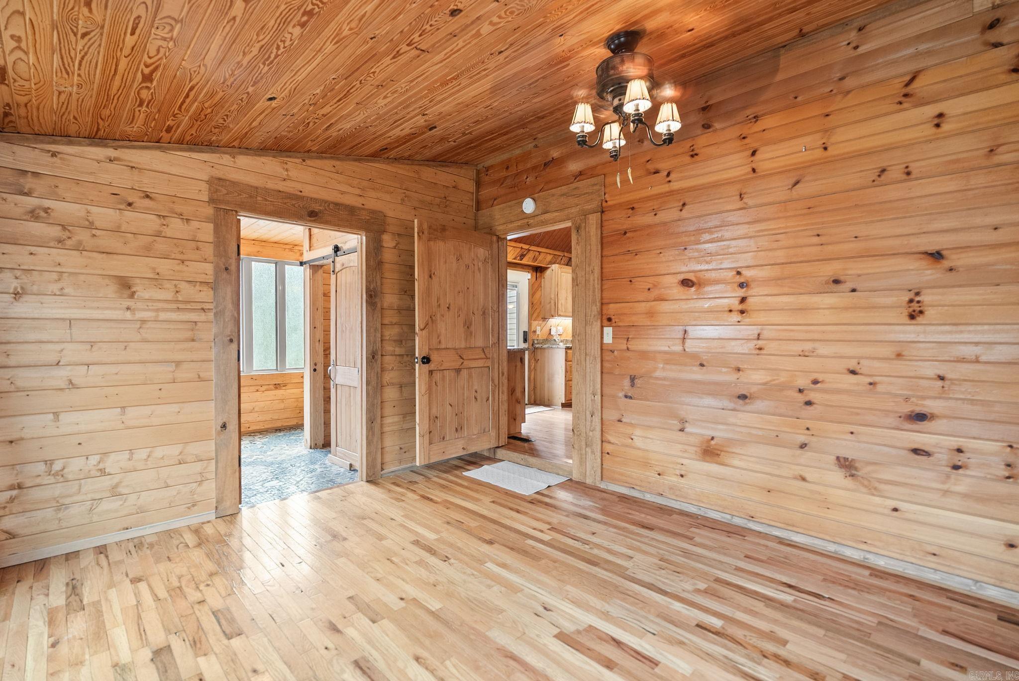 SILLS PENINSULA - Residential